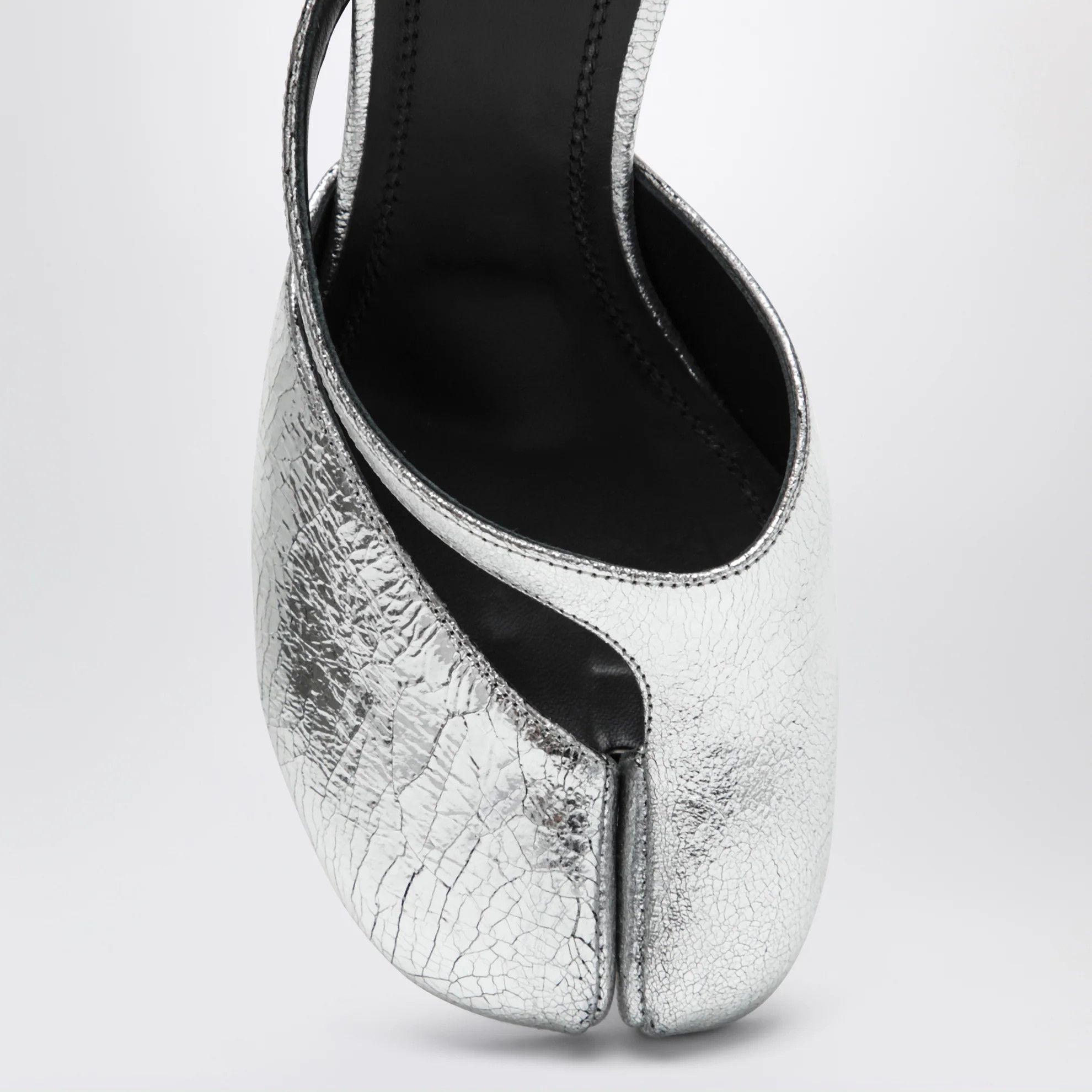Maison Margiela o1d2blof0426 Tabi Sandals in Silver Size US 11 / IT 41 - 3 Thumbnail