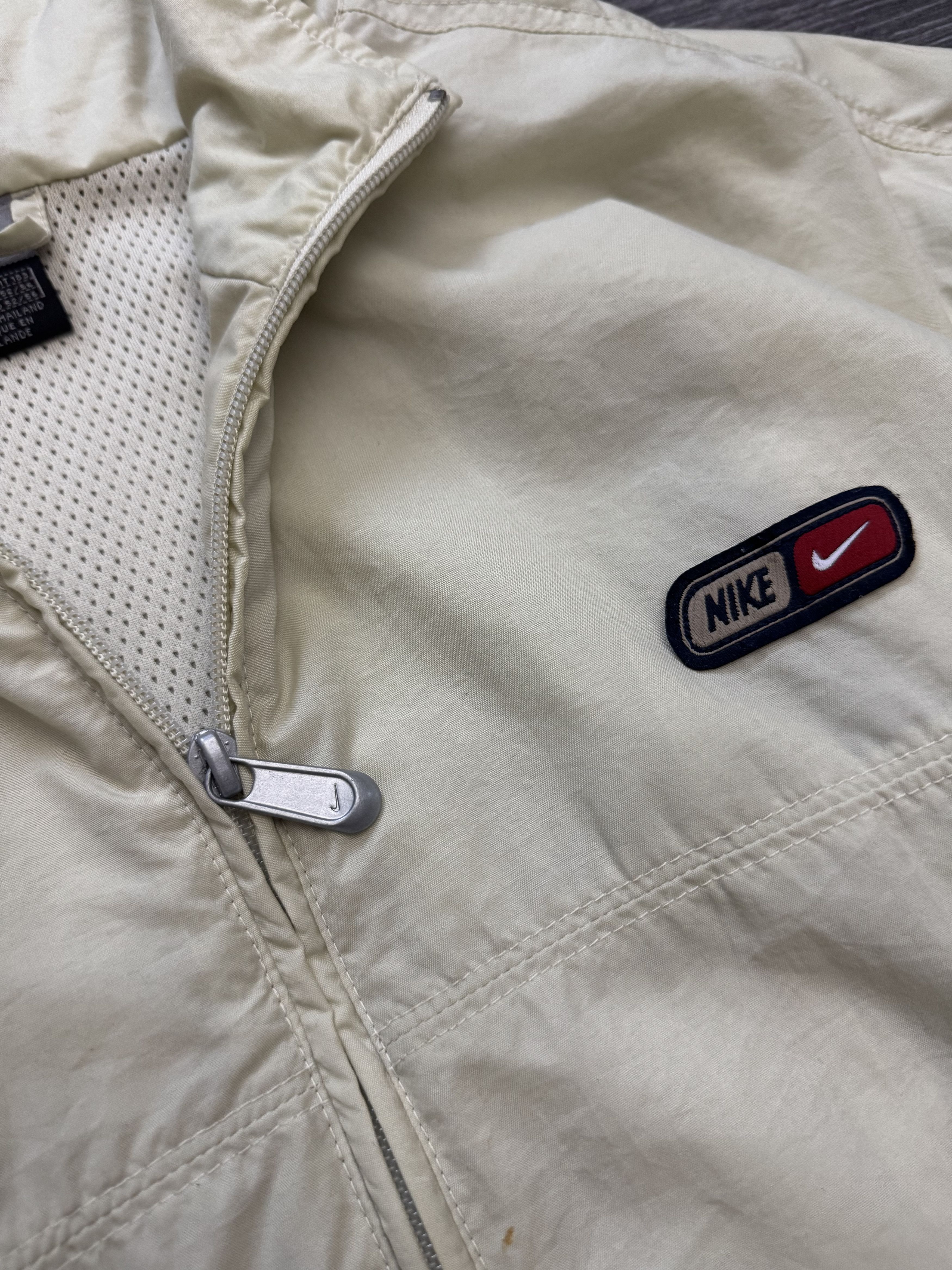 Nike Vintage Nike Jacket Windbreaker Size US L / EU 52-54 / 3 - 7 Thumbnail