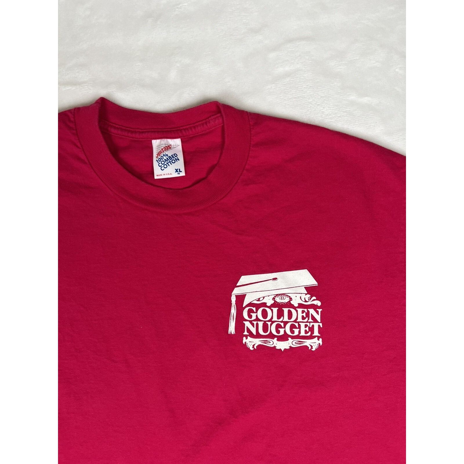 Jerzees Vintage Golden Nugget The Mirage Las Vegas T-Shirt Size XL 9 Size US XL / EU 56 / 4 - 4 Thumbnail