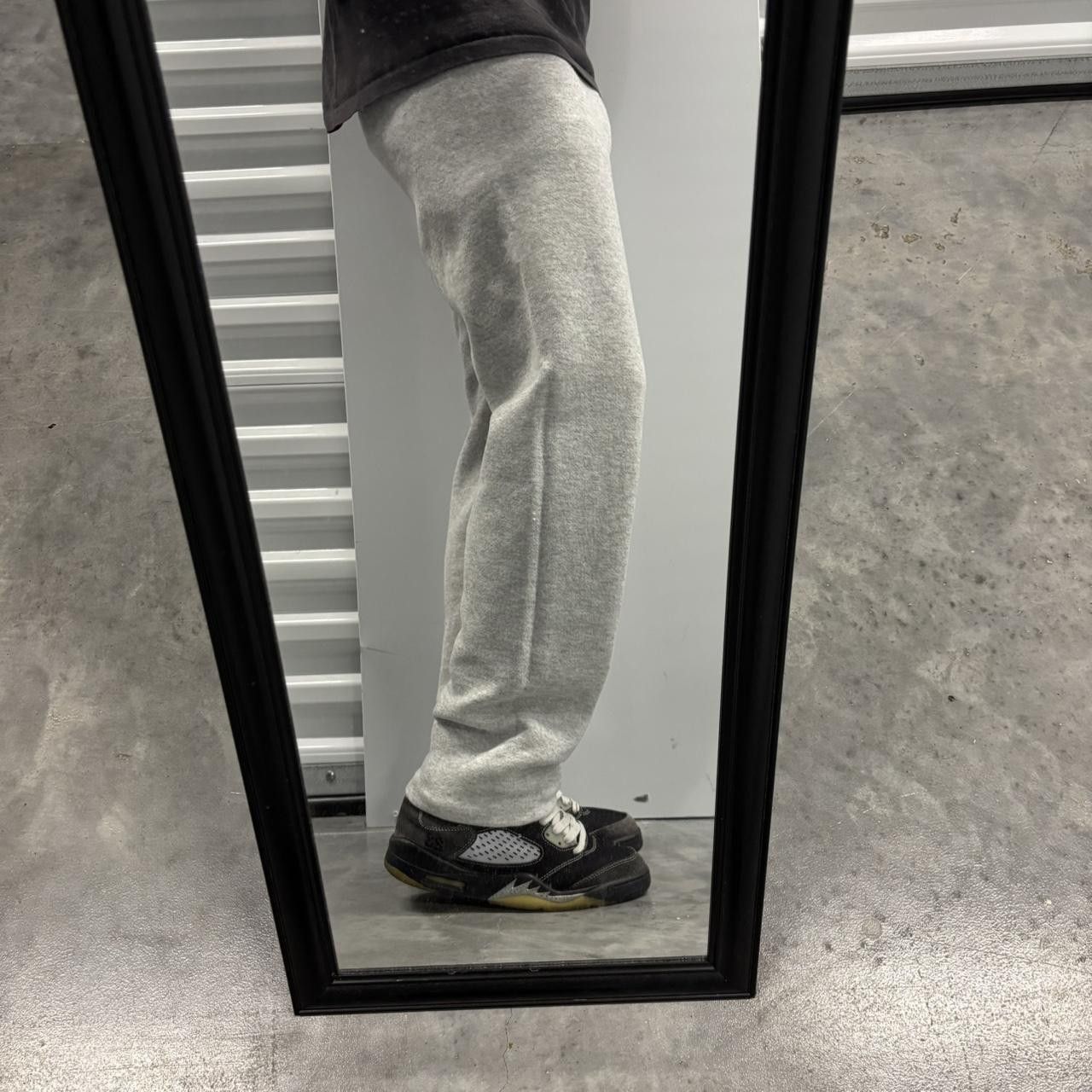 Japanese Brand × Vintage Crazy Vintage 90s Light Grey Essential Sweatpants! Size US 30 / EU 46 - 2 Thumbnail