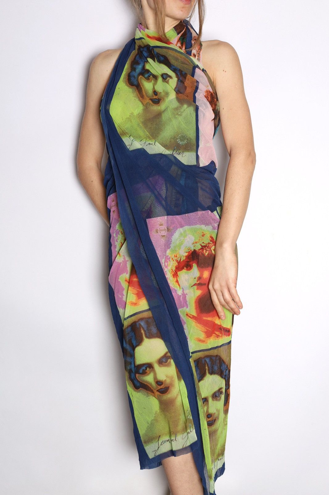 Jean Paul Gaultier Jean Paul Gaultier Soleil 2002 Vintage Portraits Mesh Pareo Size ONE SIZE - 2 Thumbnail