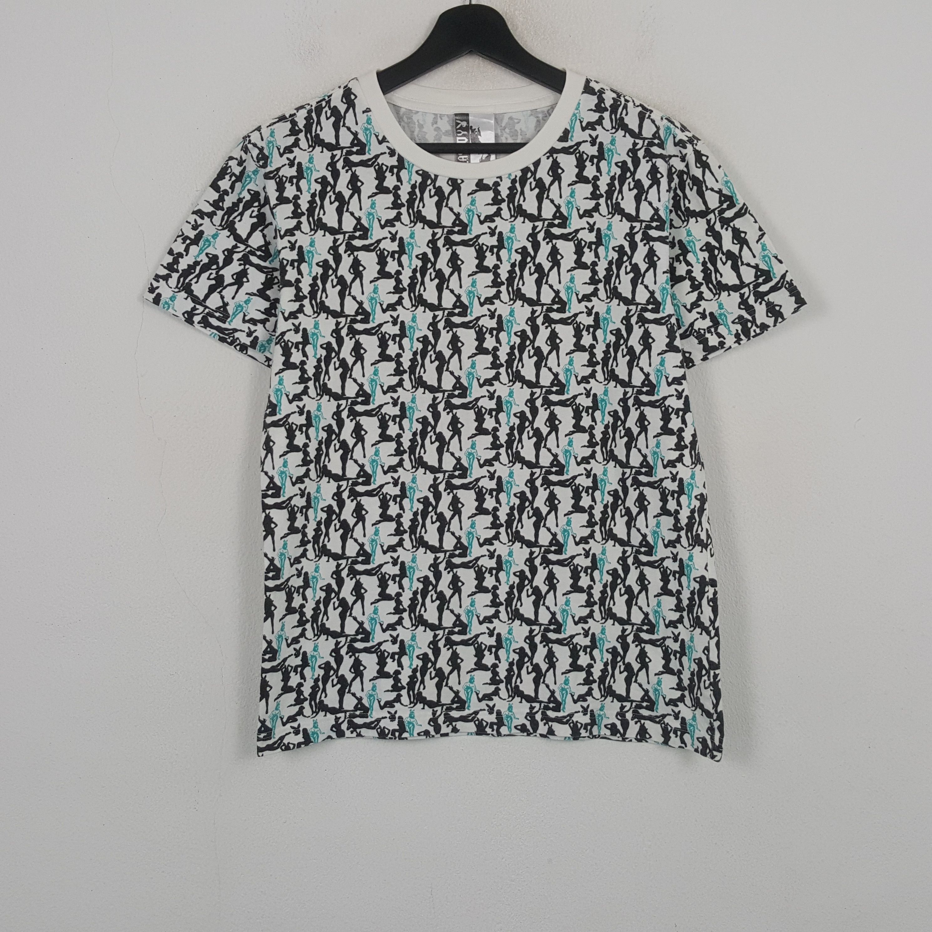 Playboy Playboy Fullprint Design Tshirt RR21 Size US M / EU 48-50 / 2 - 1 Thumbnail
