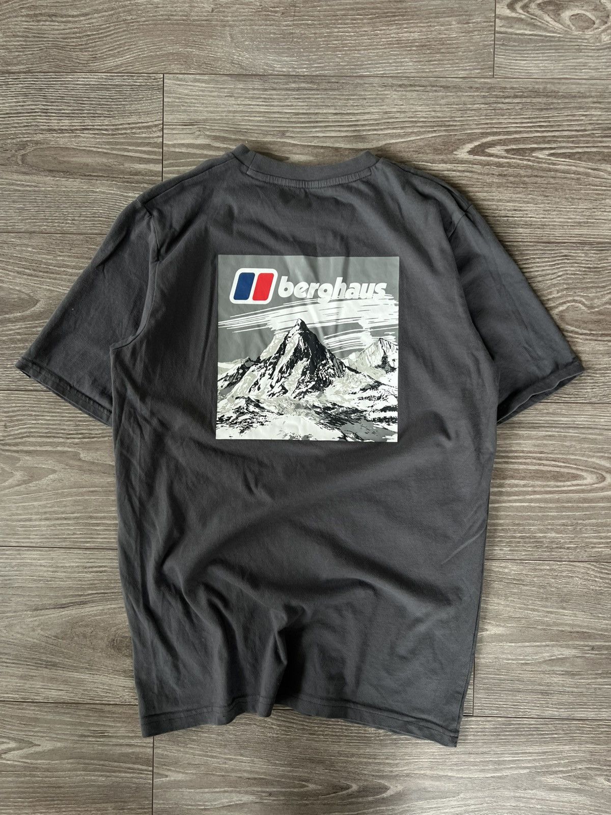 Berghaus Berghaus 100% Organic Cotton Big Logo Gorpcore Tee Size US M / EU 48-50 / 2 - 11 Thumbnail