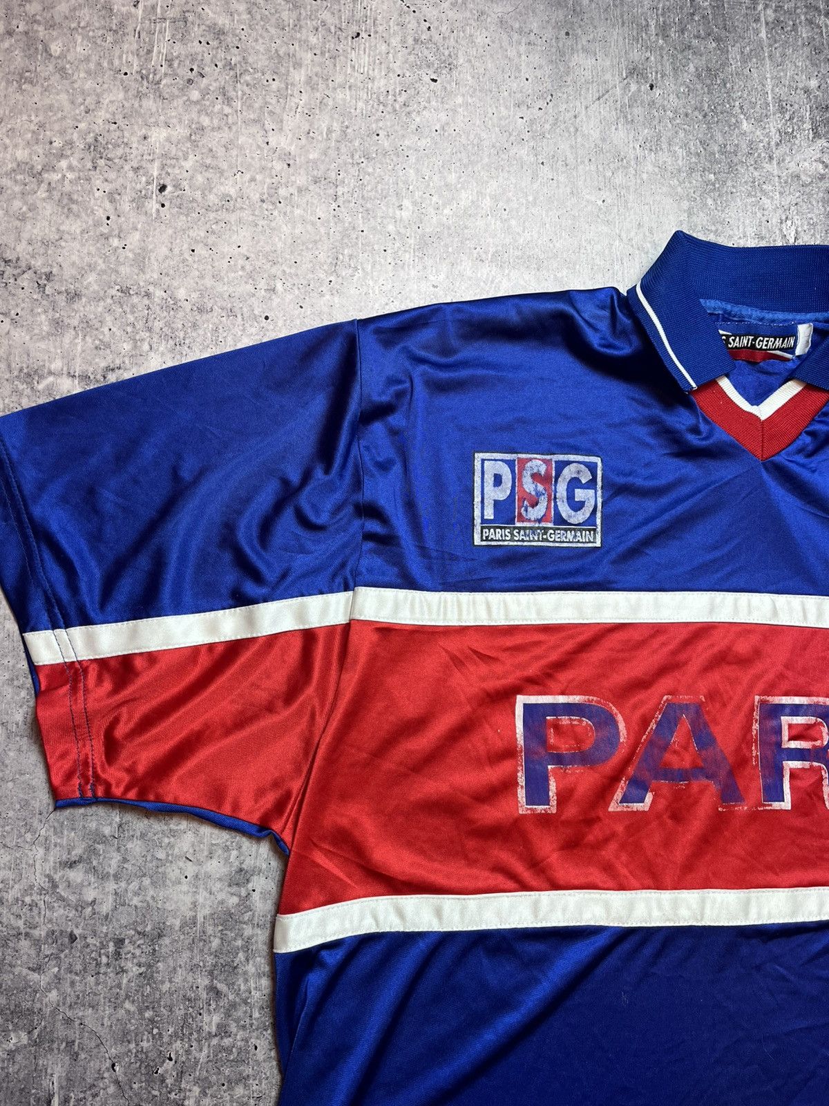 Vintage Vintage Paris Saint Germain PSG Merchandise Jersey Size XL Size US XL / EU 56 / 4 - 2 Thumbnail