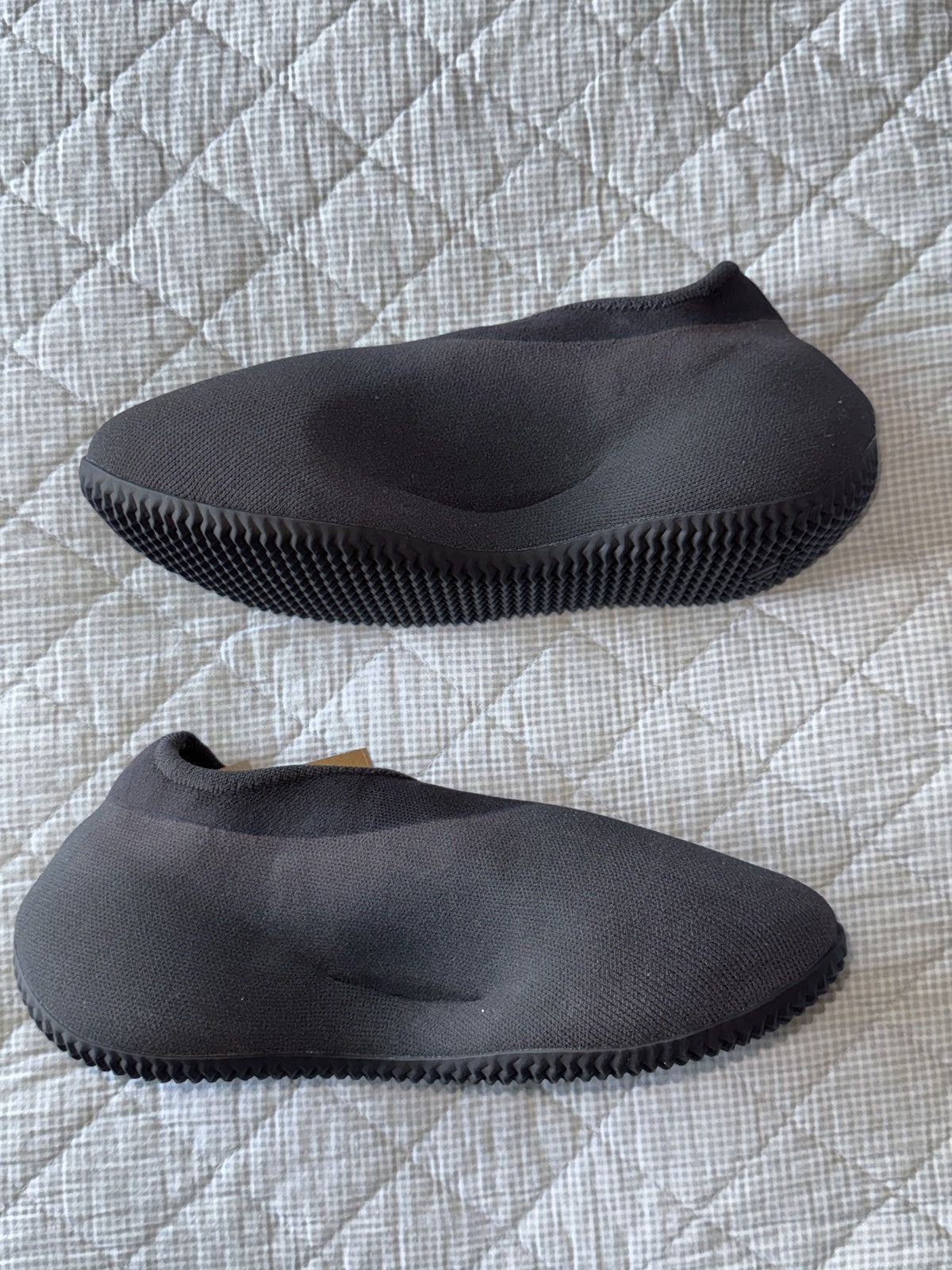 Yeezy Adidas Yeezy Knit RNR ‘ Fade Onyx ’ Size US 9 / EU 42 - 2 Thumbnail
