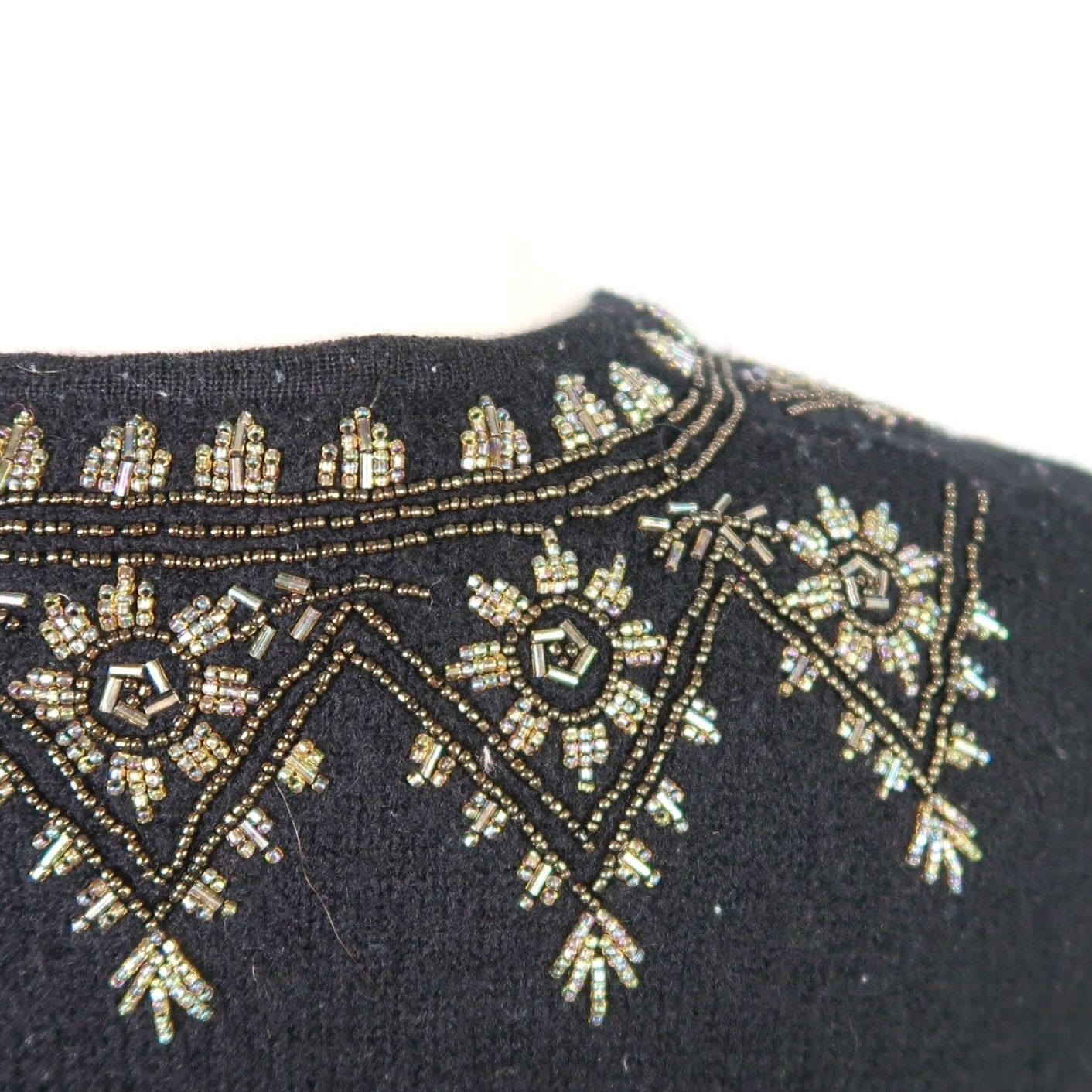 Vintage VINTAGE Karen Kane black wool knit beaded sweater vest cardigan Sleeveless S Womens 90s 80s Retro Beaded Casual Party/Cocktail Fall Winter Size S / US 4 / IT 40 - 4 Thumbnail