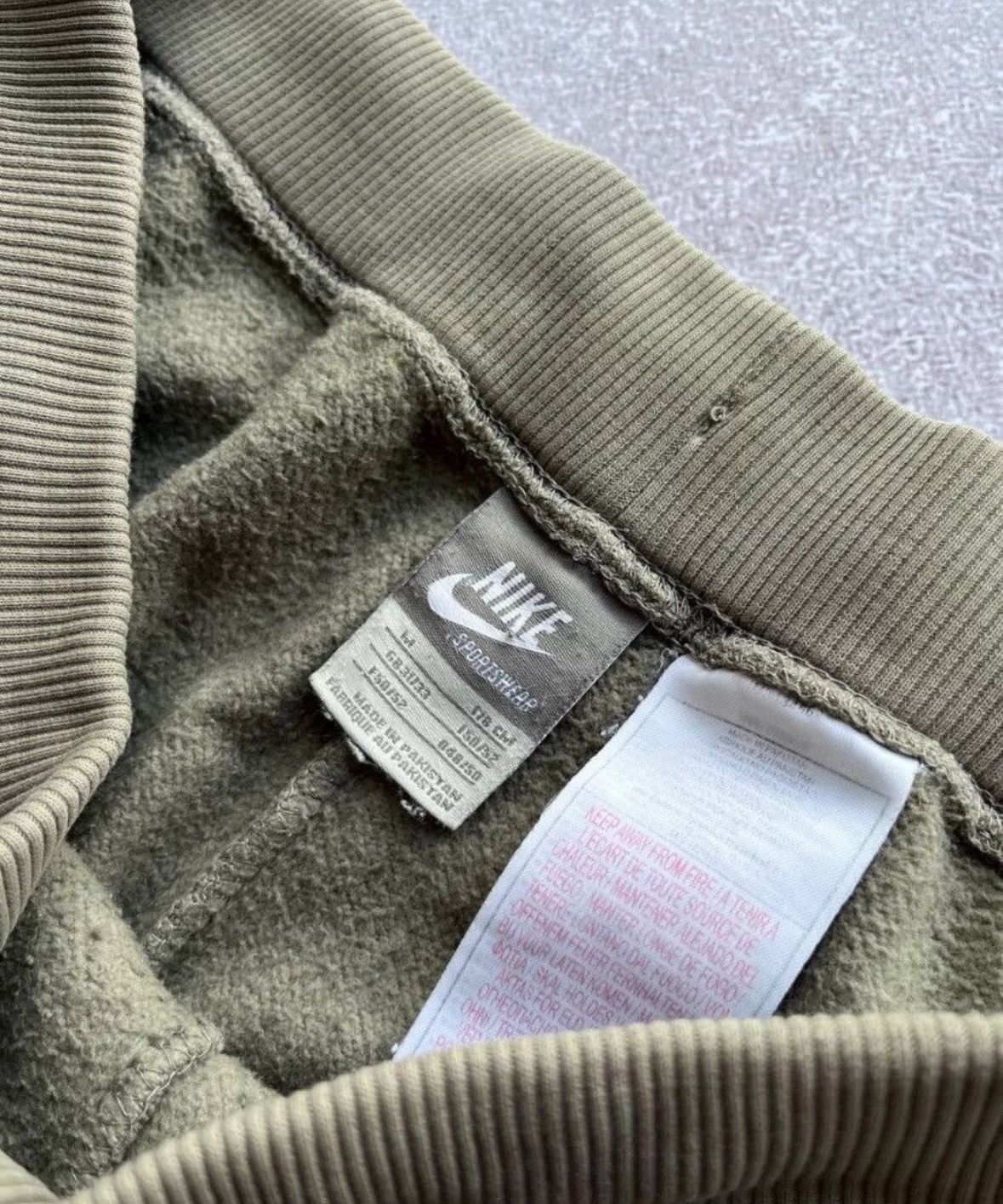 Nike VINTAGE NIKE SWOOSH COTTON FLARED SKEPTA STYLE SWEATPANTS Size US 32 / EU 48 - 3 Thumbnail