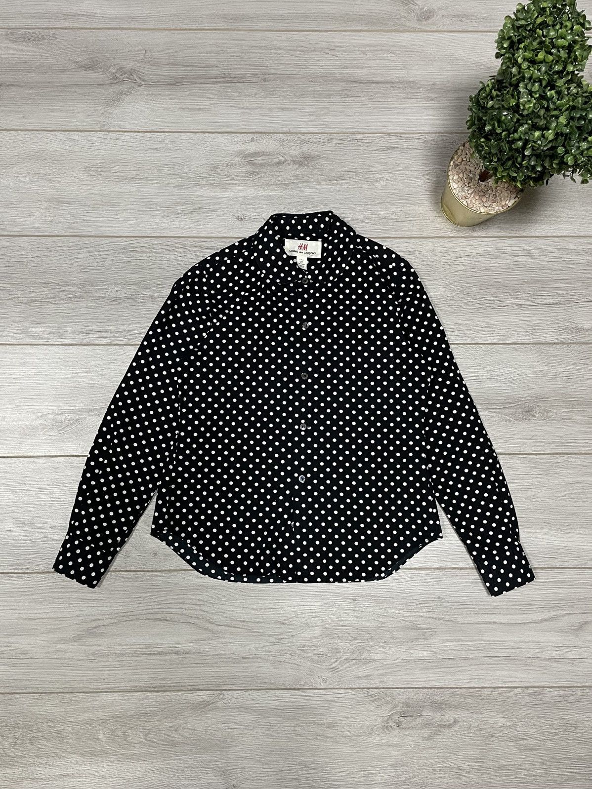 Comme des Garcons Comme Des Garcons HM Polkadot Longsleeve Shirt buttons Size M / US 6-8 / IT 42-44 - 1 Thumbnail