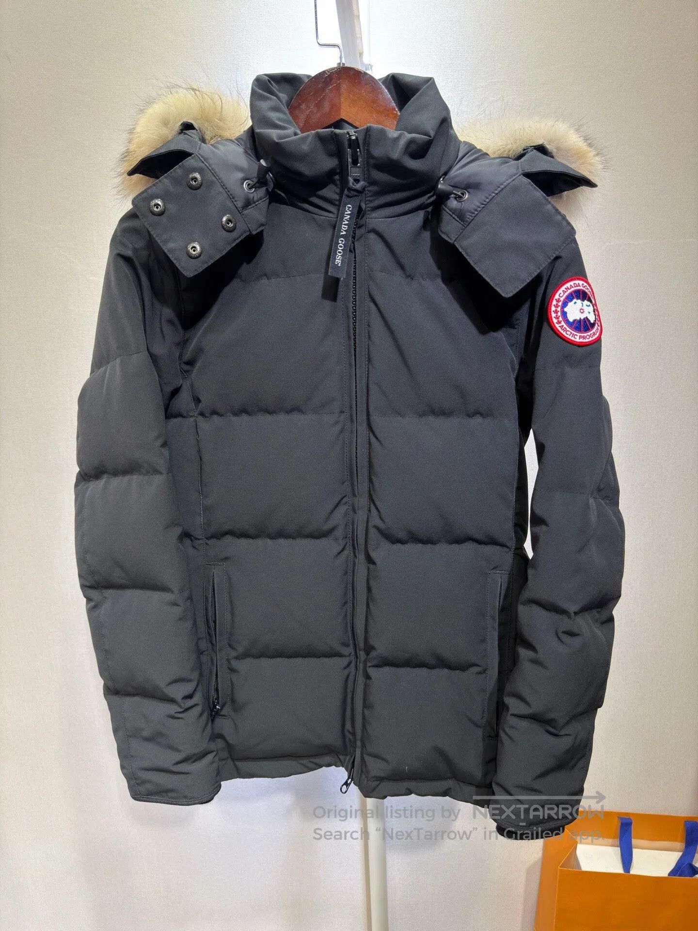 Canada Goose Canada Goose Chelsea Black Parka for Women. Size S / US 4 / IT 40 - 1 Thumbnail