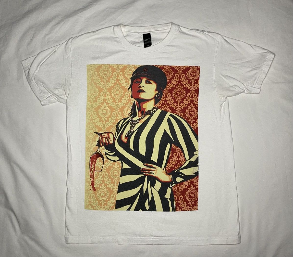 Obey OBEY These Parties Disgust Me Woman Wine Graphic T Shirt MED Size US M / EU 48-50 / 2 - 2 Thumbnail