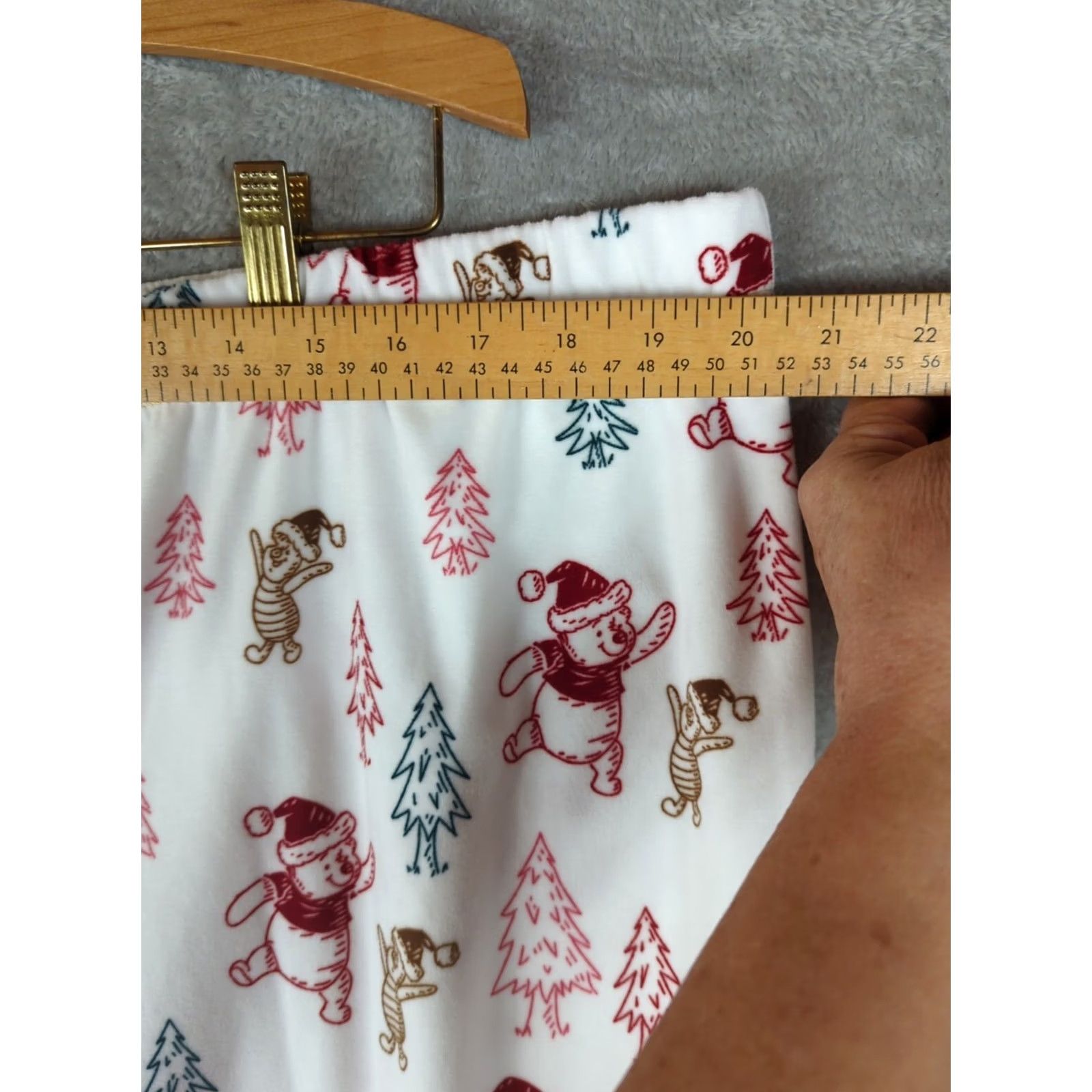 Disney VINTAGE Size 40" / US 18 - 5 Thumbnail