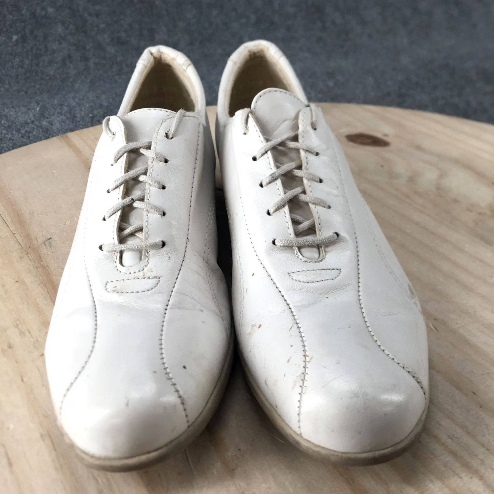 Vintage Munro Shoes Womens Low Top Sneakers Beige Leather Lace Up Casual Comfort N Size M / US 6-8 / IT 42-44 - 7 Thumbnail