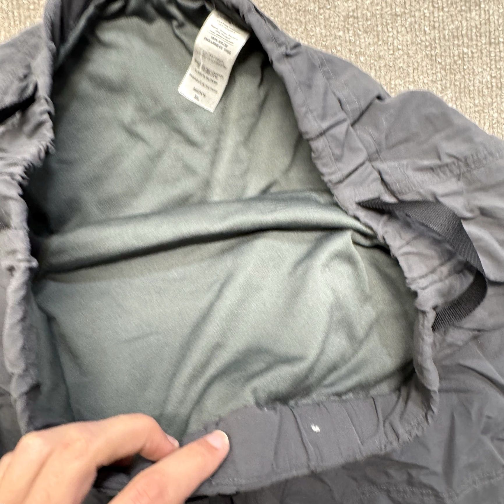 Patagonia Patagonia Cargo Short Mens XL Grey Gi III Pocket Outdoors Casual Travel Size US 31 - 5 Thumbnail