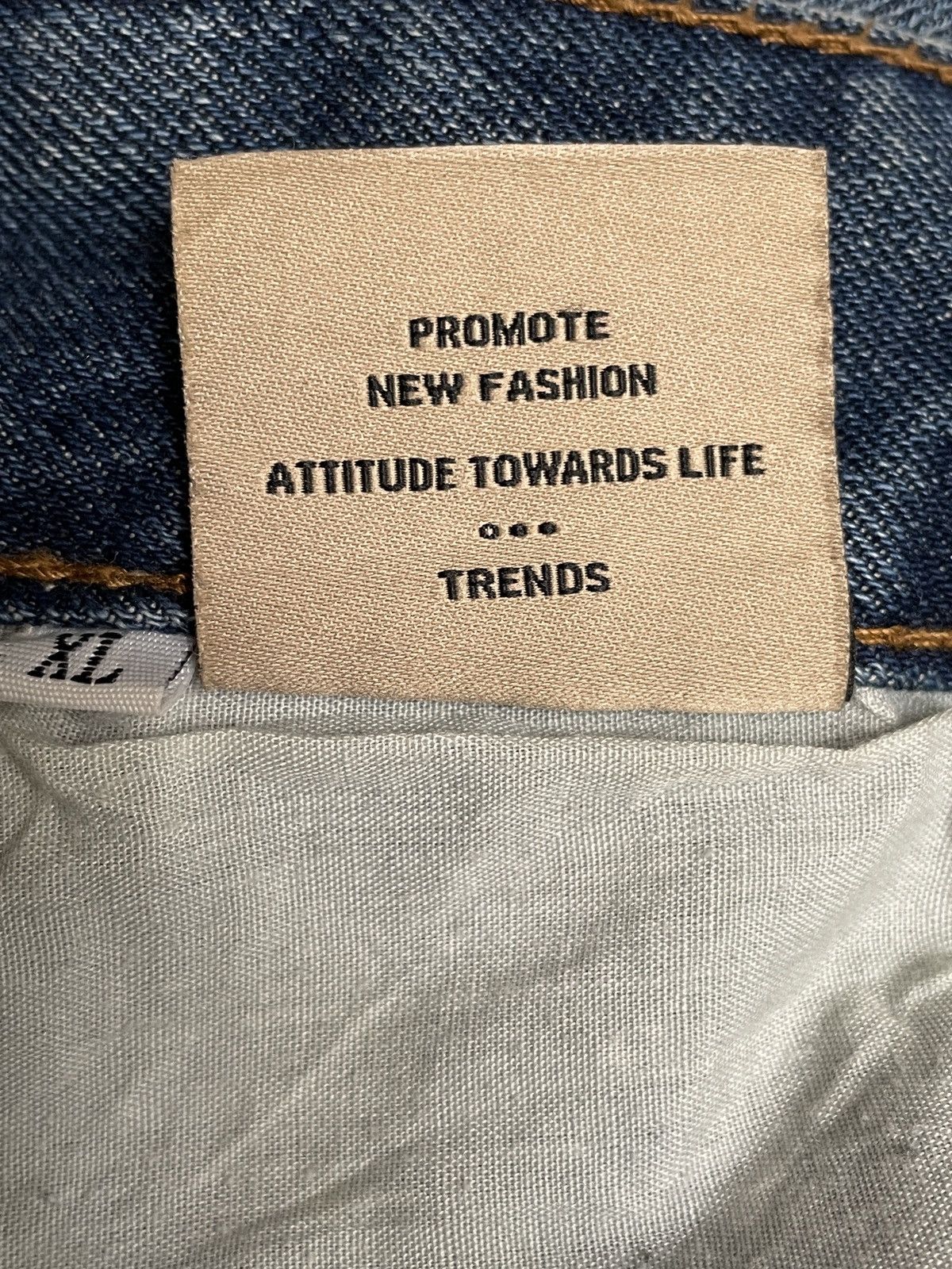 If Six Was Nine × Japanese Brand × Le Grande Bleu (L.G.B.) Very Rare Design Vintage Brand Oreeta Flared Jeans 1990s Size US 33 - 11 Thumbnail