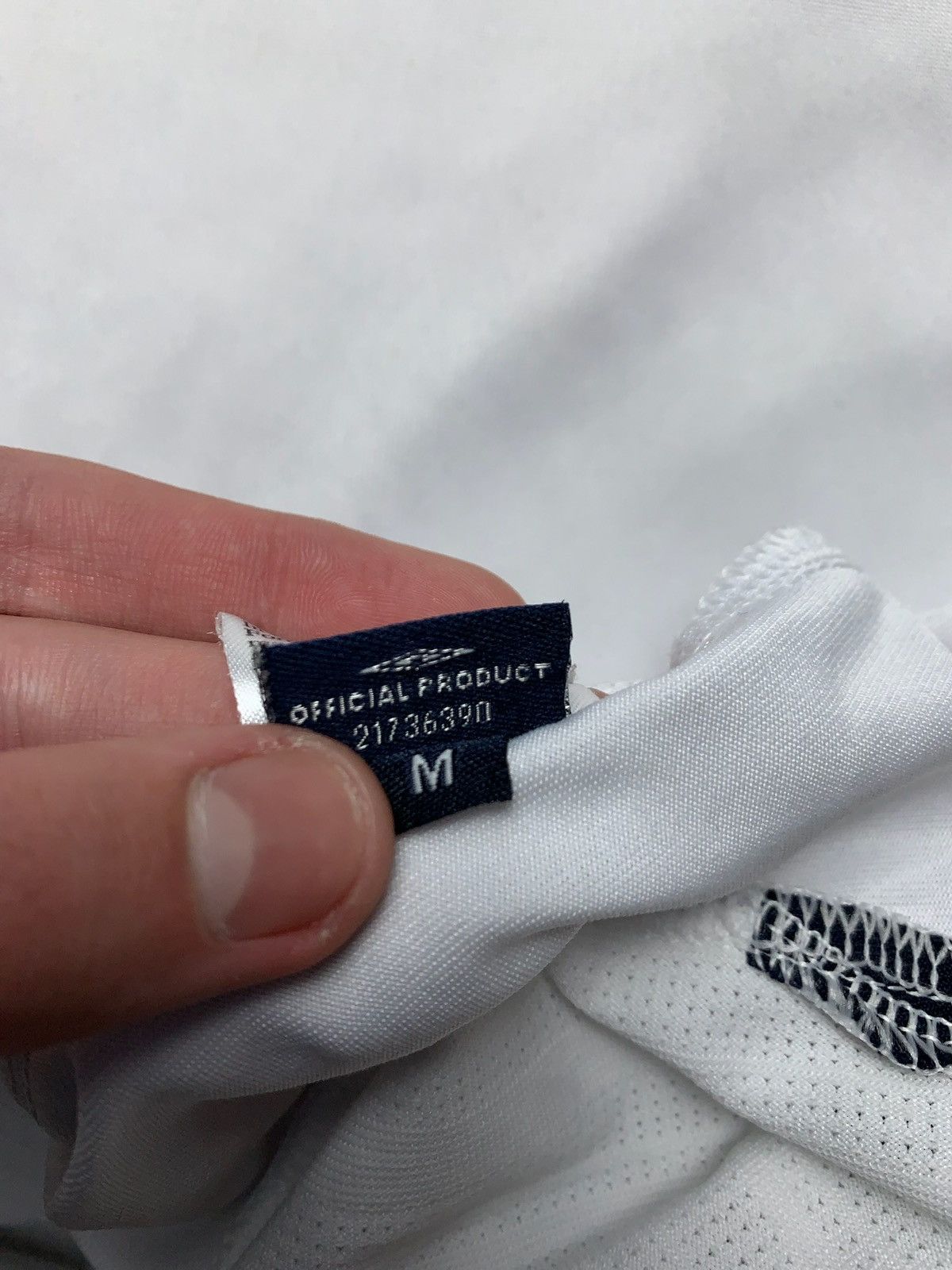 Umbro Vintage Umbro England soccer jersey size M long sleeve Size US M / EU 48-50 / 2 - 9 Thumbnail