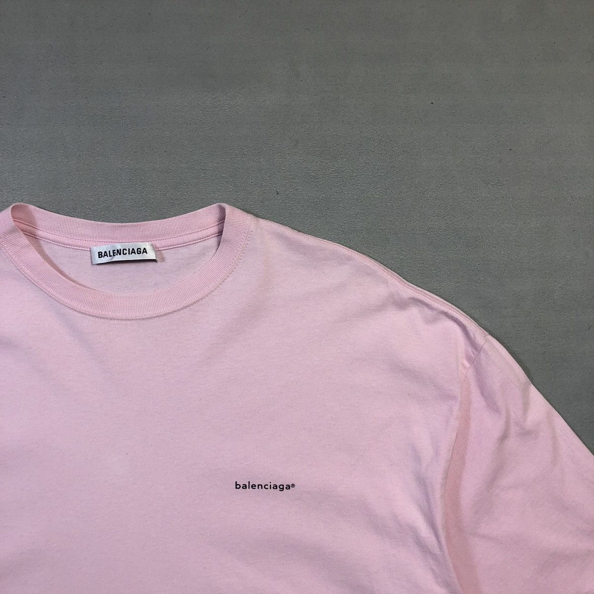 Balenciaga Balenciaga Small Logo Pink T-Shirt Size M / US 6-8 / IT 42-44 - 2 Thumbnail
