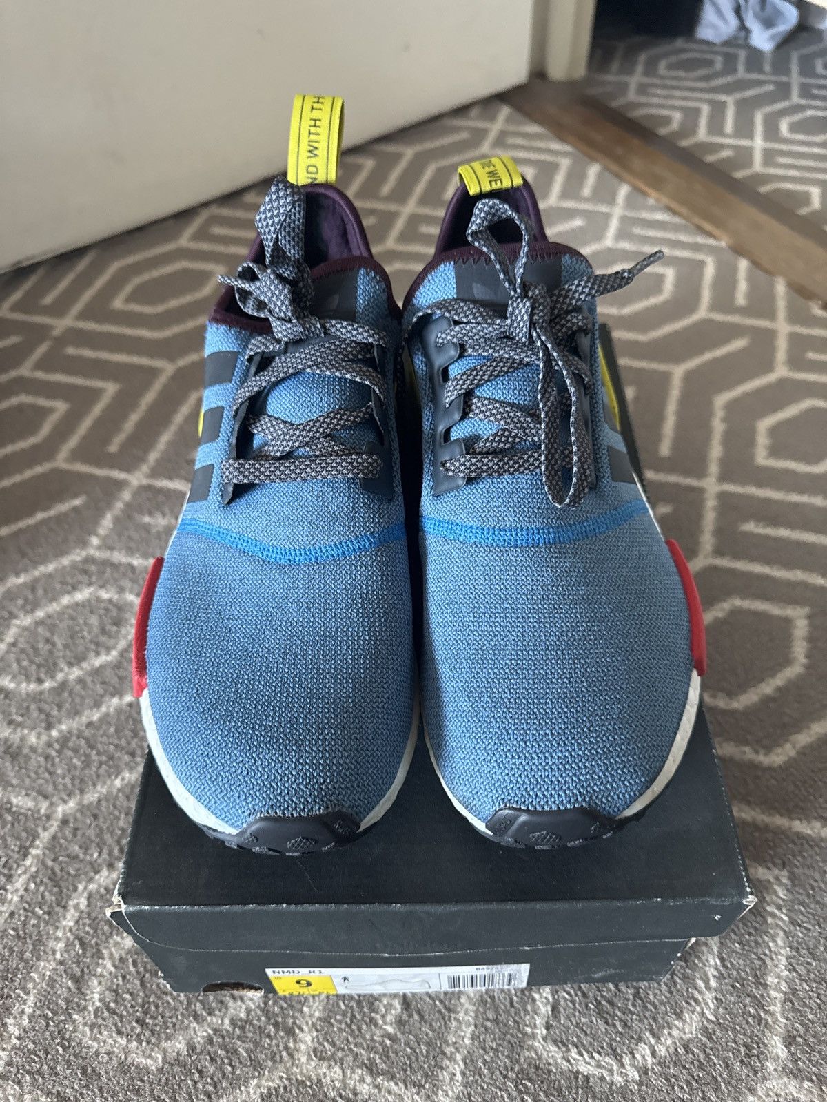 Adidas Adidas NMD R1 x Villa Size US 9 / EU 42 - 3 Thumbnail