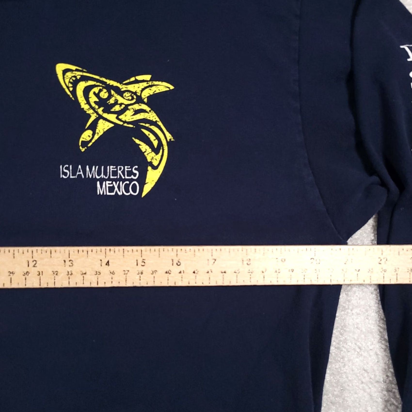 Doublet VINTAGE Yazbek Isle Mujeres Graphic Shirt Mens Large Shark Double Sided Mexico Blue 90s Size US L / EU 52-54 / 3 - 6 Thumbnail