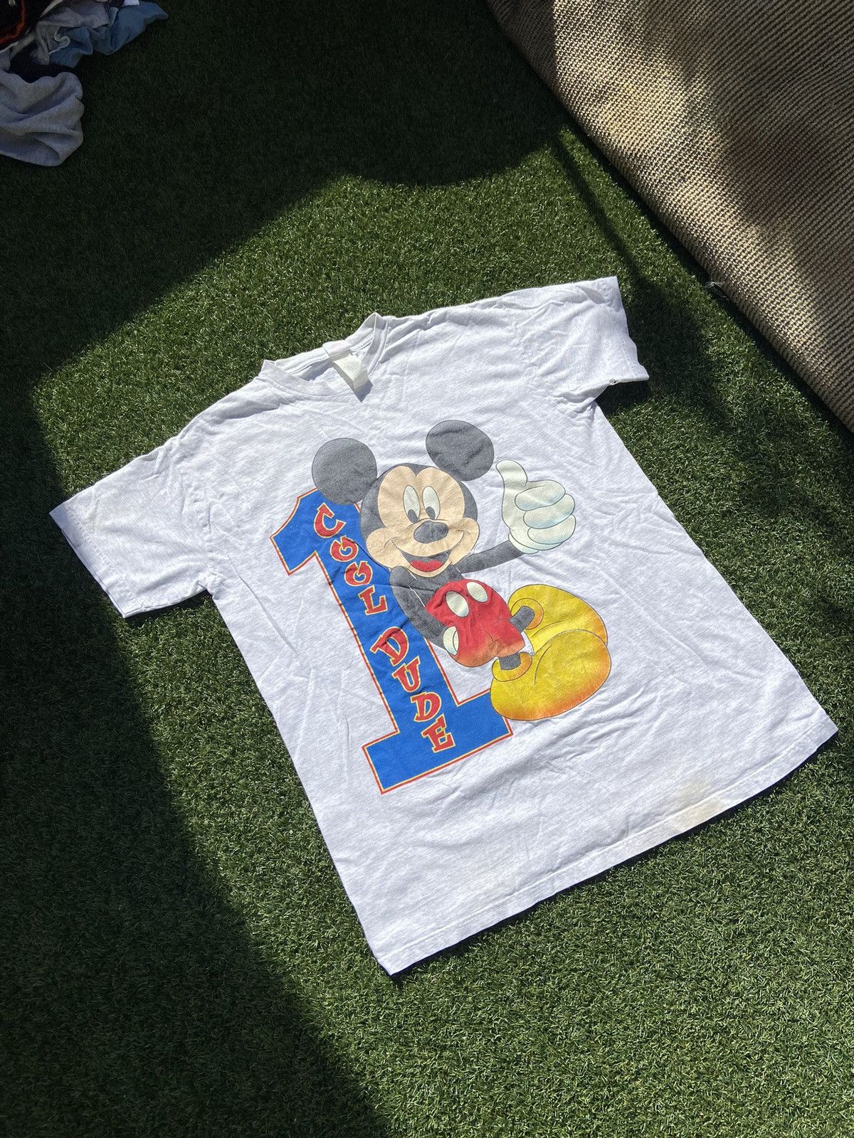 Disney × Vintage VTG 90’s Mickey Mouse Cool Dude Grey Tee Size US XL / EU 56 / 4 - 2 Thumbnail