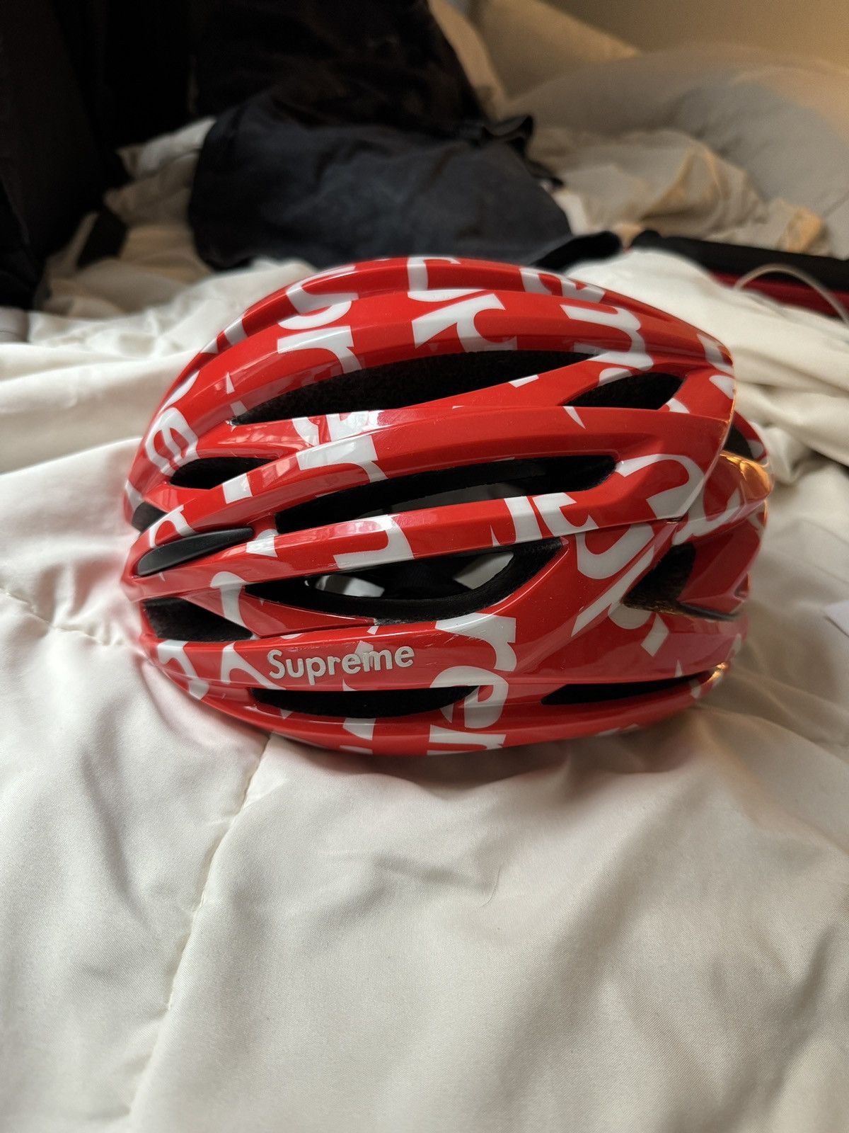 Supreme Giro Syntax MIPS アジアンフィット 赤 S Supreme Giro Syntax MIPS アジアンフィット 赤 S ヘルメット【SYNTAX