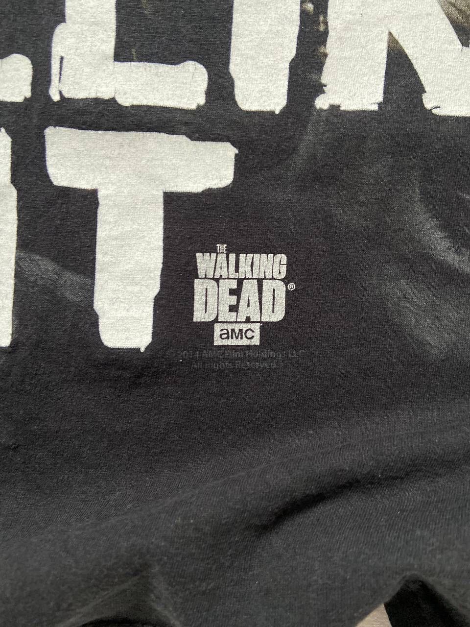 Vintage The Walking Dead 2014 AMC Film Holding Tee Size US M / EU 48-50 / 2 - 5 Thumbnail