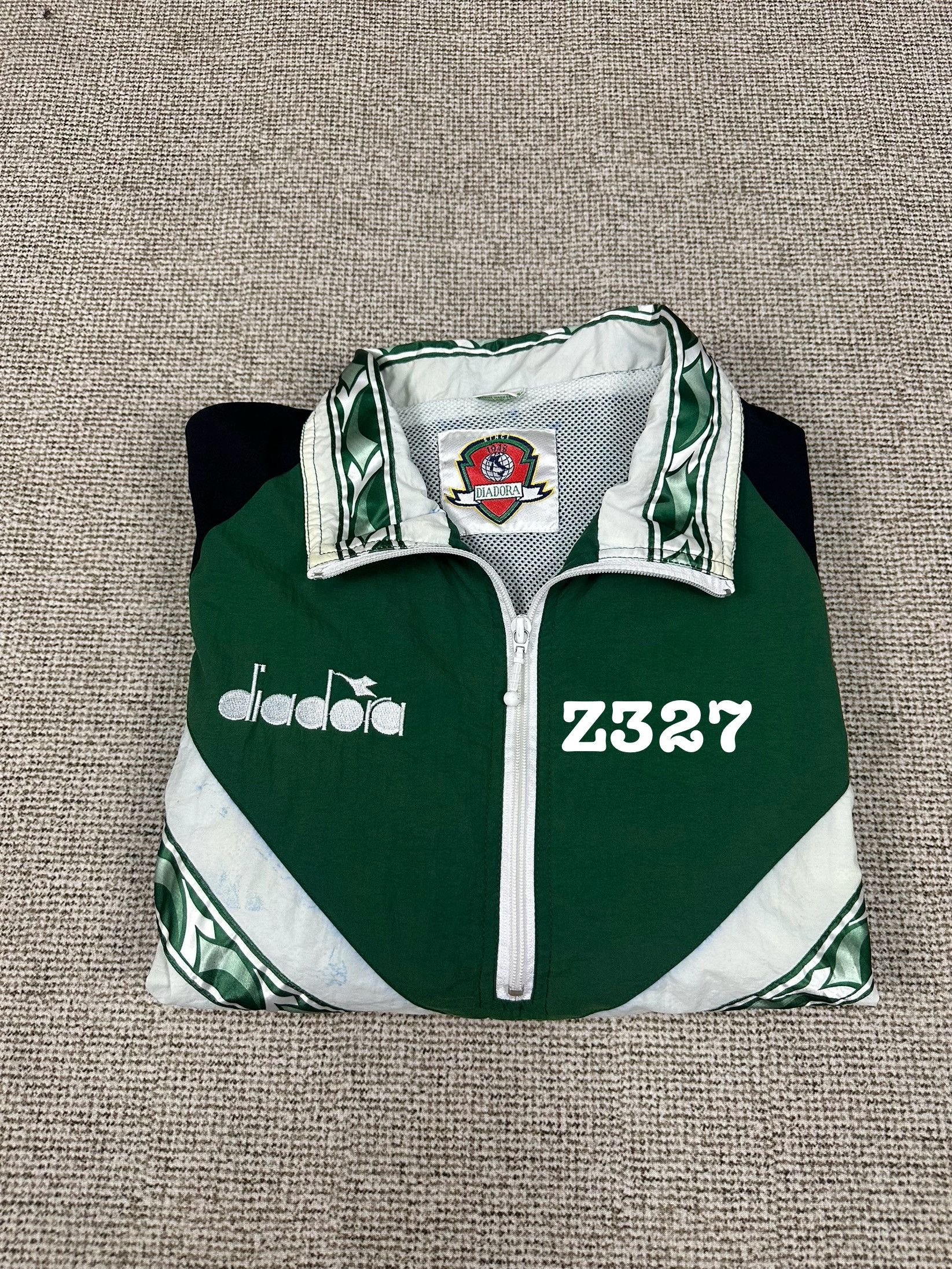 Diadora 90s Vintage Diadora Baggy Nylon Jacket Z327 Size US M / EU 48-50 / 2 - 16 Thumbnail