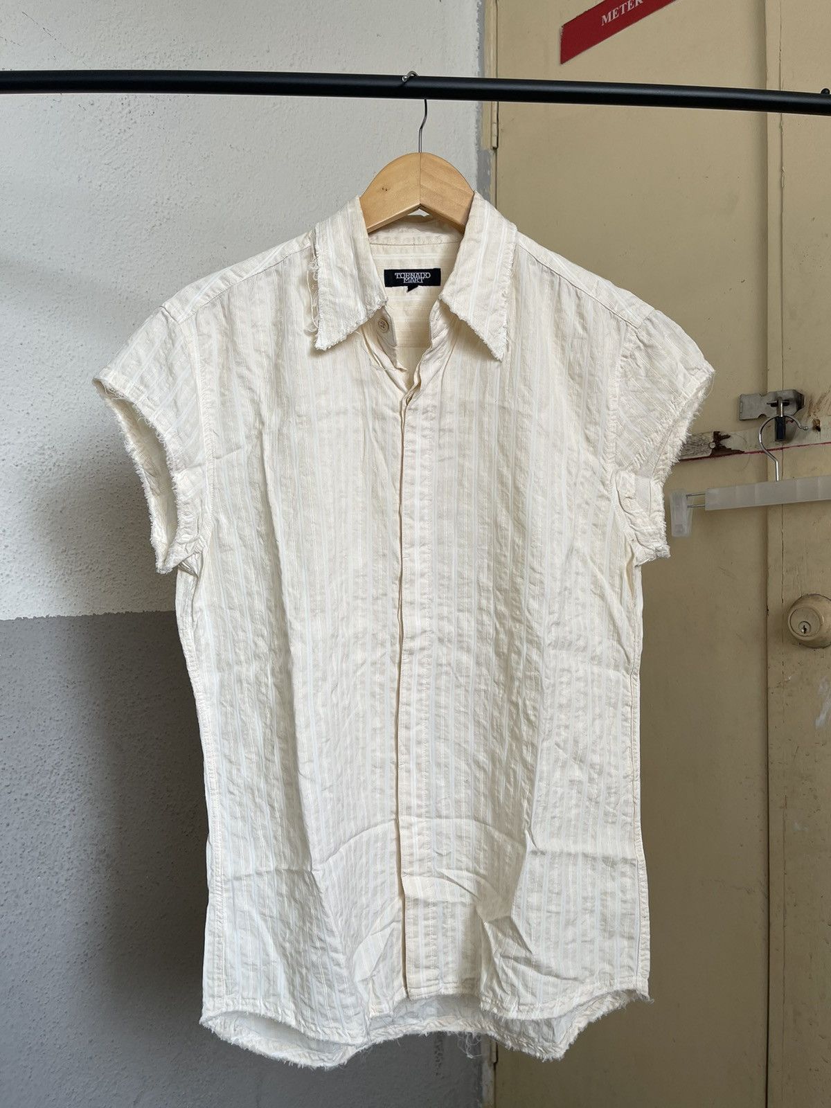 Japanese Brand × Tornado Mart Tornado Mart Distressed Sleeveless Button Shirt Size US M / EU 48-50 / 2 - 1 Thumbnail