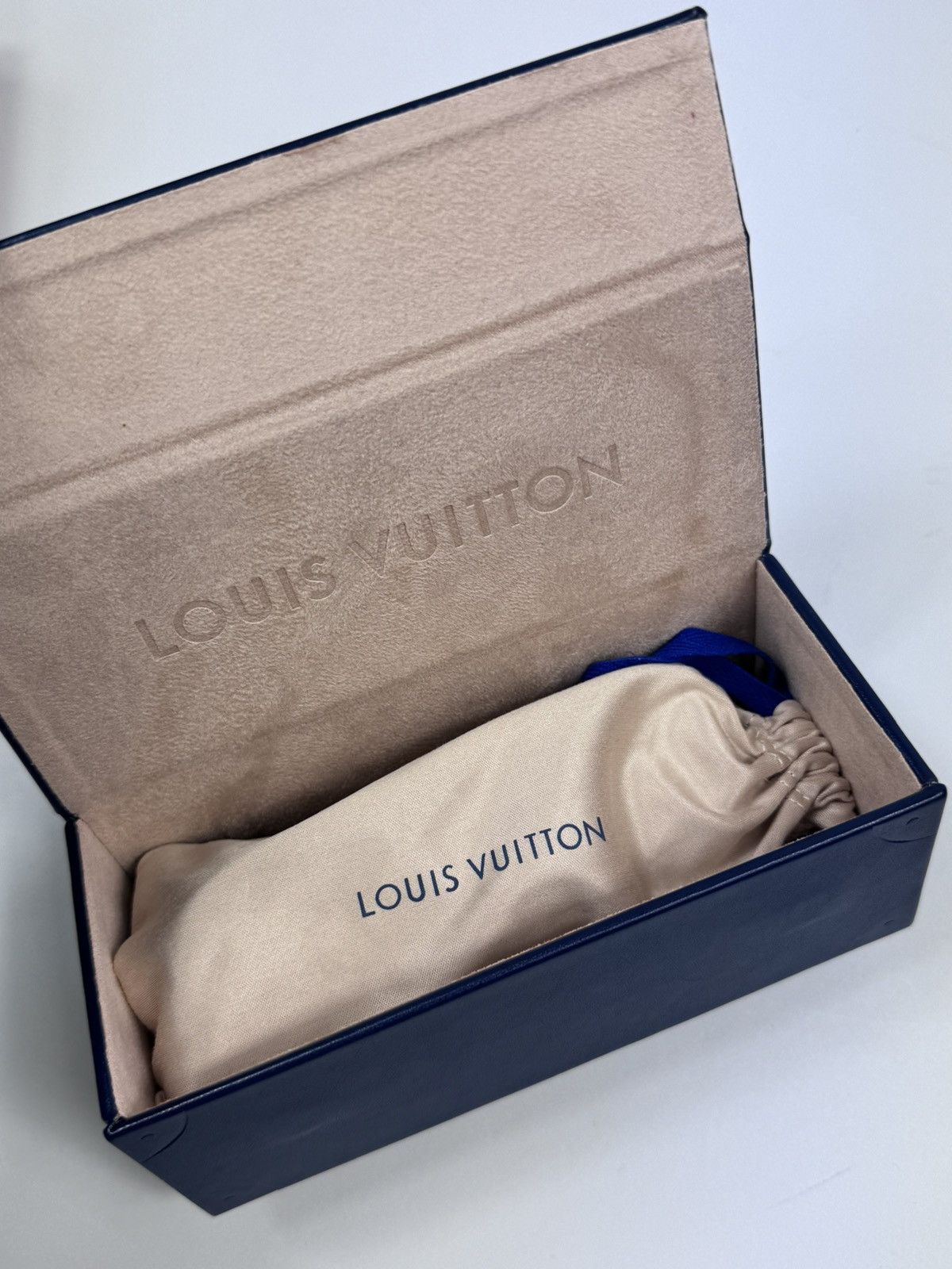 Louis Vuitton PHARRELL WILLIAMS LV ARABESQUE SUNGLASSES Size ONE SIZE - 9 Thumbnail
