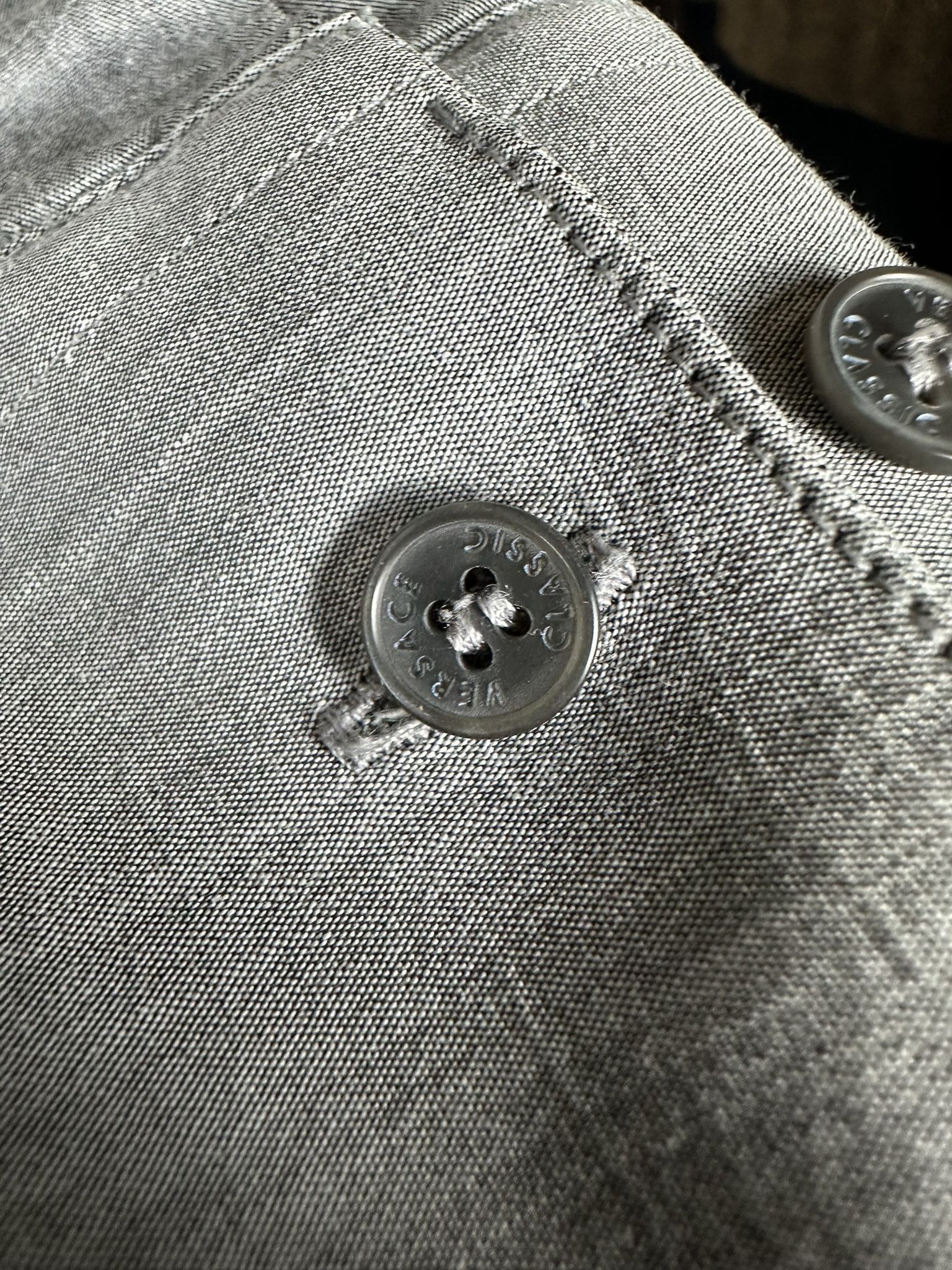 Versace Vintage Versace Button Up Shirt Size US L / EU 52-54 / 3 - 7 Thumbnail