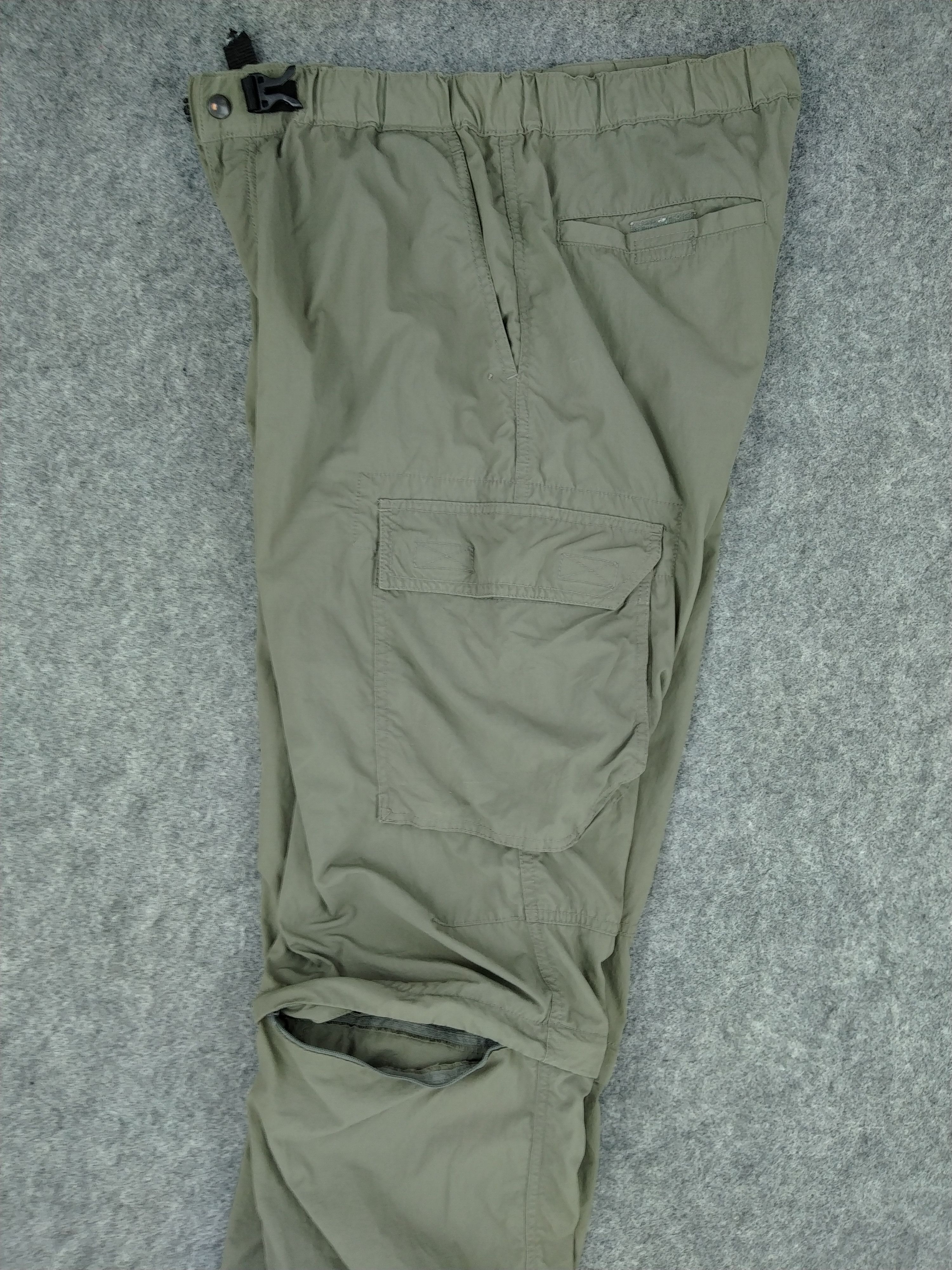 Japanese Brand Uniqlo Elastic Waist Cargo Multi Pocket Pants -CP152 Size US 33 - 4 Thumbnail