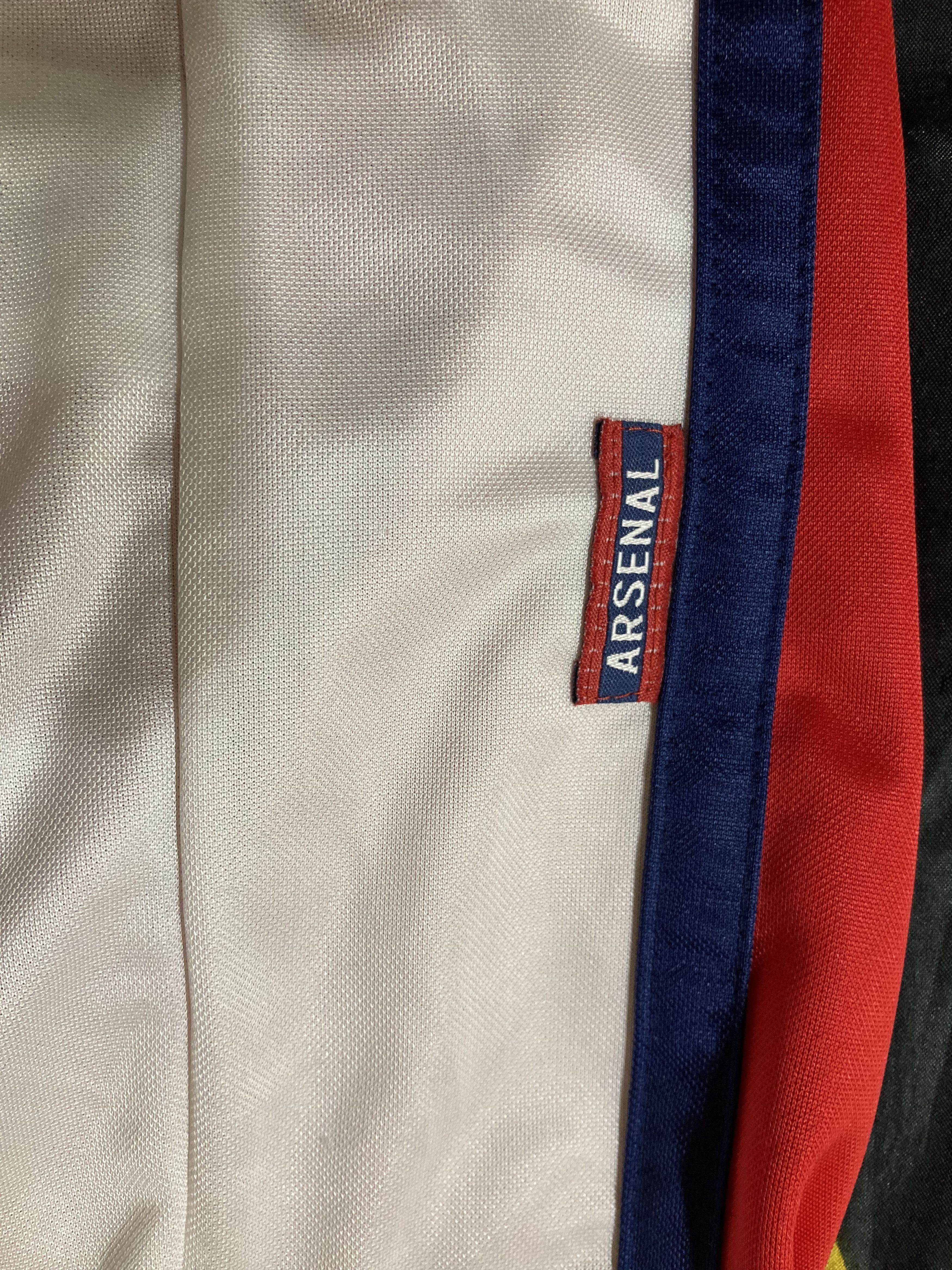 Nike 1998-99 Arsenal Home Jersey Shirt JVC [Very Good] Size US XXL / EU 58 / 5 - 12 Thumbnail