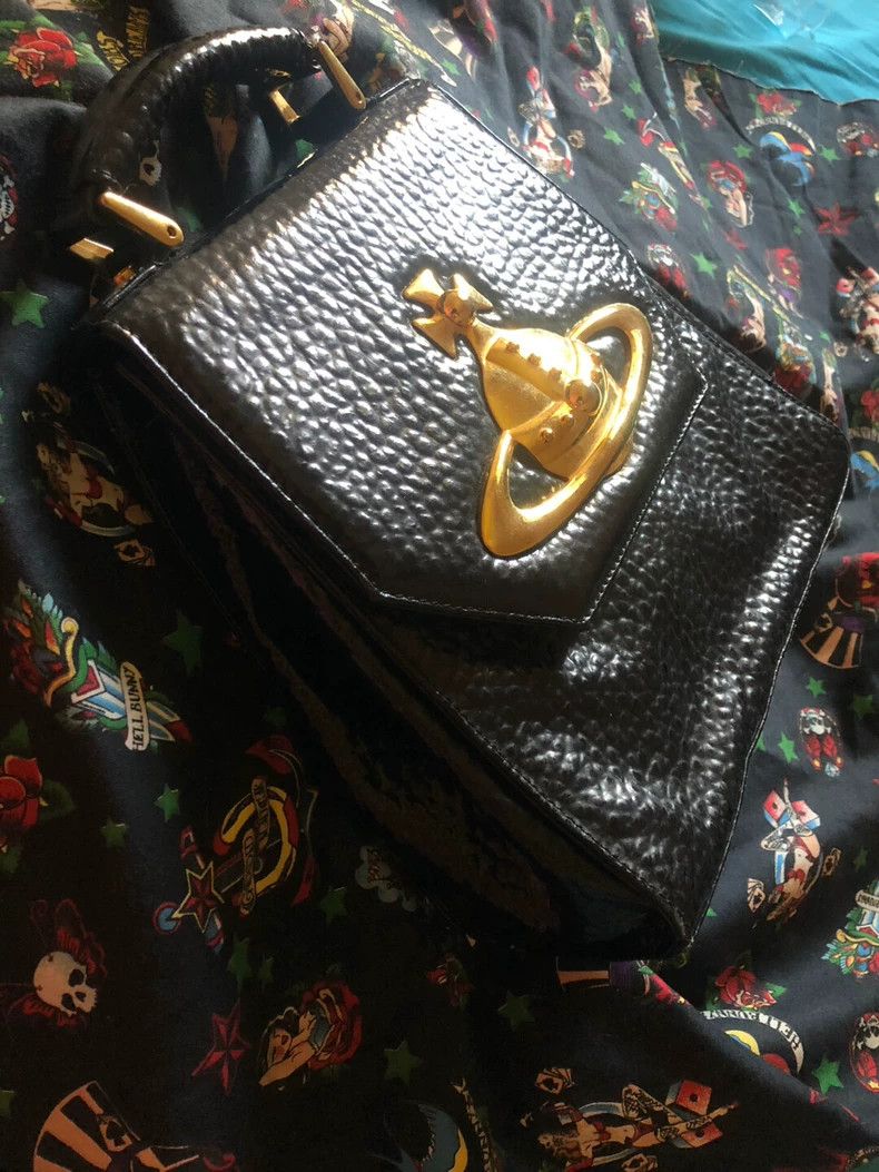 Vivienne Westwood Vivienne Westwood size os Saturn's Queen Mother three-dimen Size ONE SIZE - 4 Thumbnail