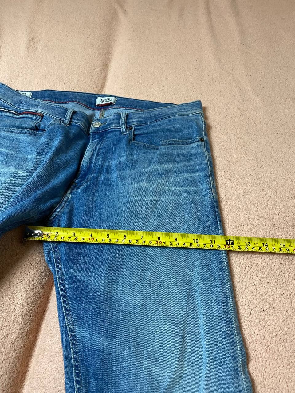 Tommy Hilfiger × Vintage VINTAGE JEANS BAGGY FADED STYLE Size US 33 - 18 Thumbnail