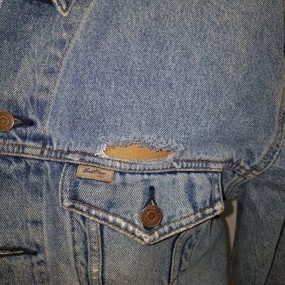 Levi's Levi's Distressed Jeans Jacket. Medium Size US M / EU 48-50 / 2 - 6 Thumbnail