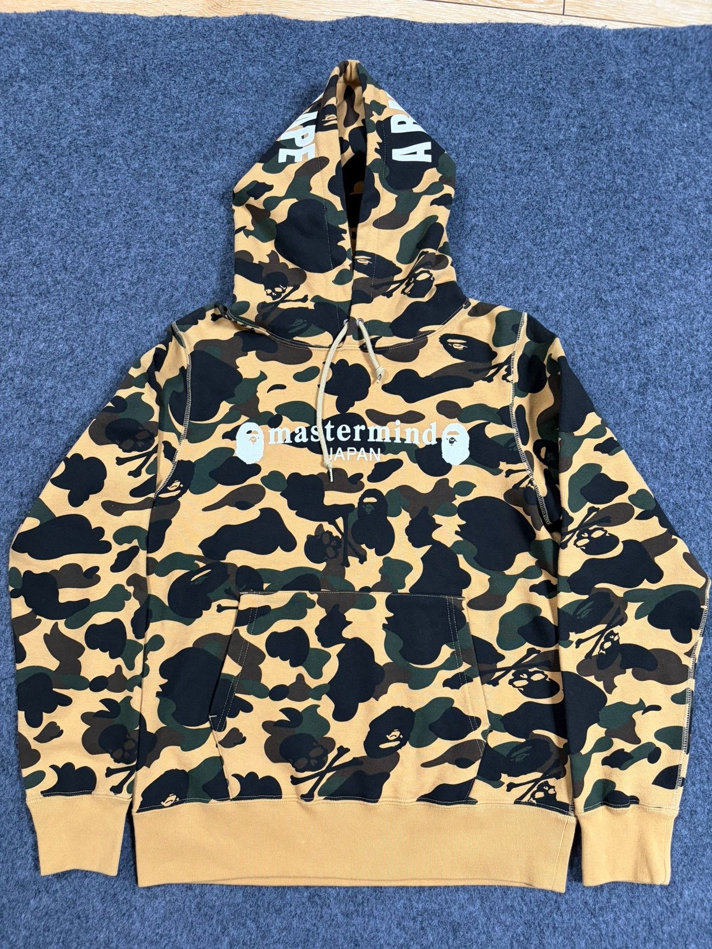 Bape × Mastermind Japan Bape J Multi Shark Sweatshirt Pullover Size US M / EU 48-50 / 2 - 1 Thumbnail