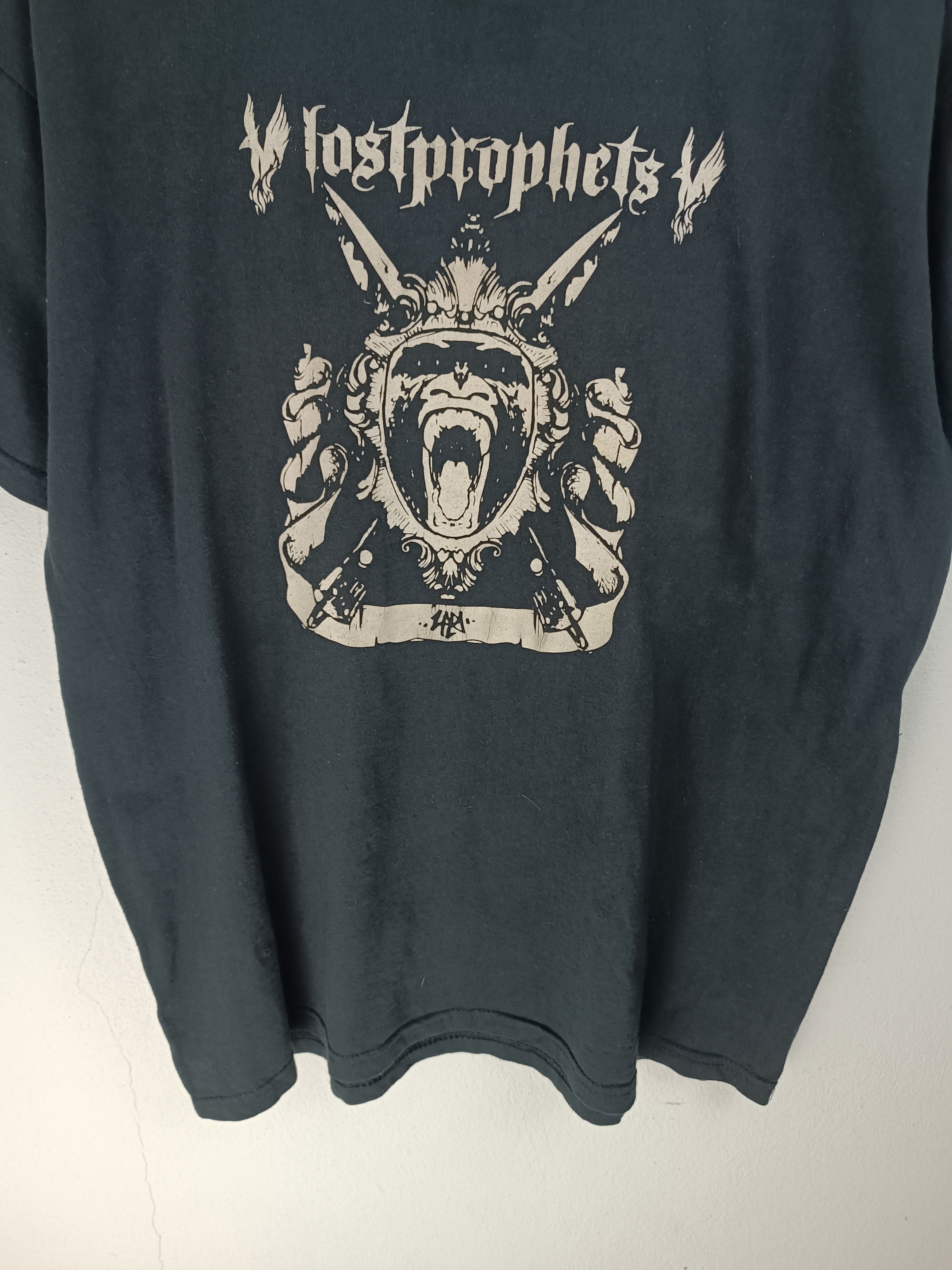 Band Tees VINTAGE 2000s LOSTPROPHETS TOUR EMO ERA BAND TEES Size US L / EU 52-54 / 3 - 5 Thumbnail