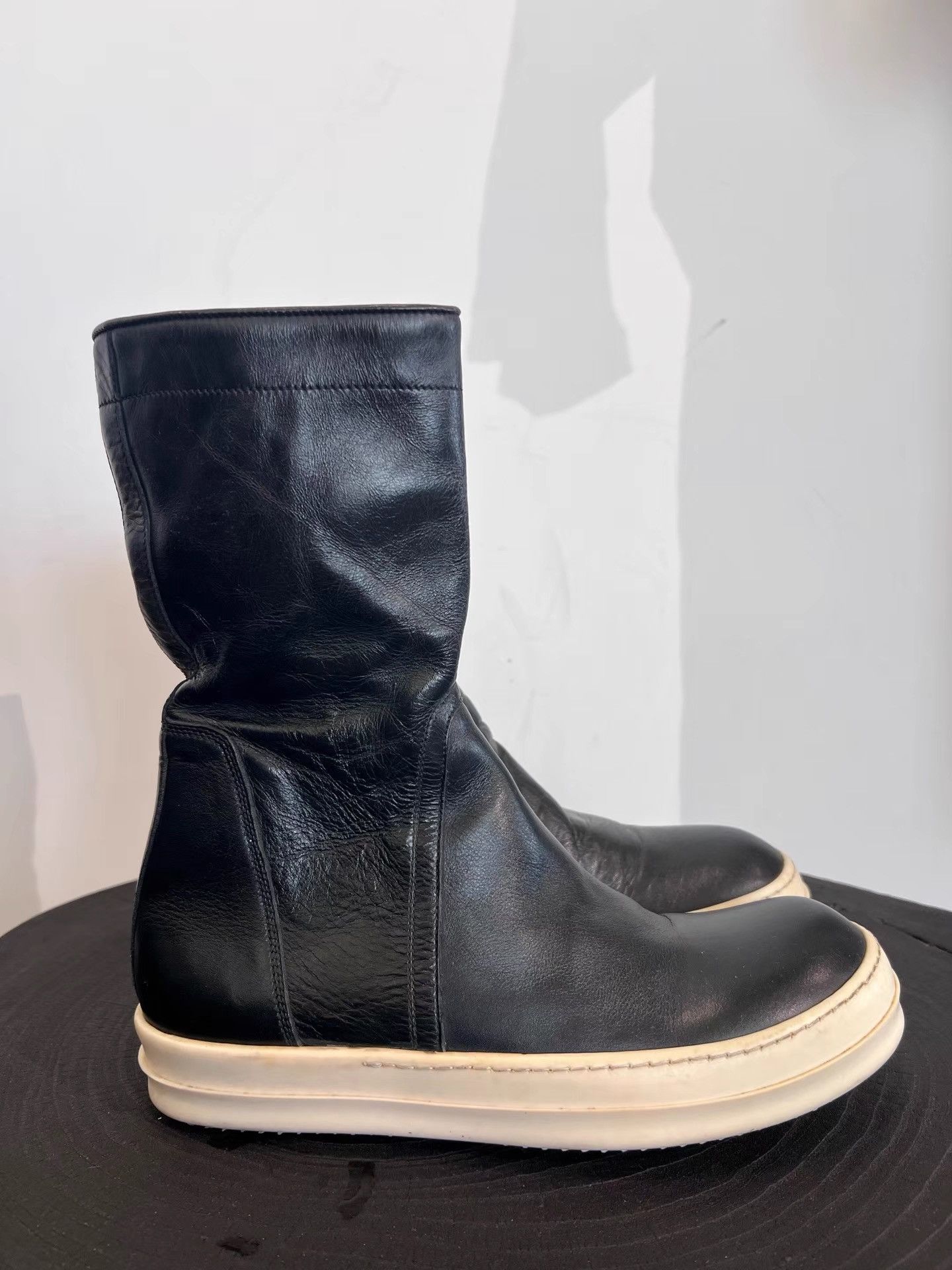 Rick Owens Rick Owens Mainline Leather Mid-Calf Boots K35 Size US 7 / EU 40 - 2 Thumbnail