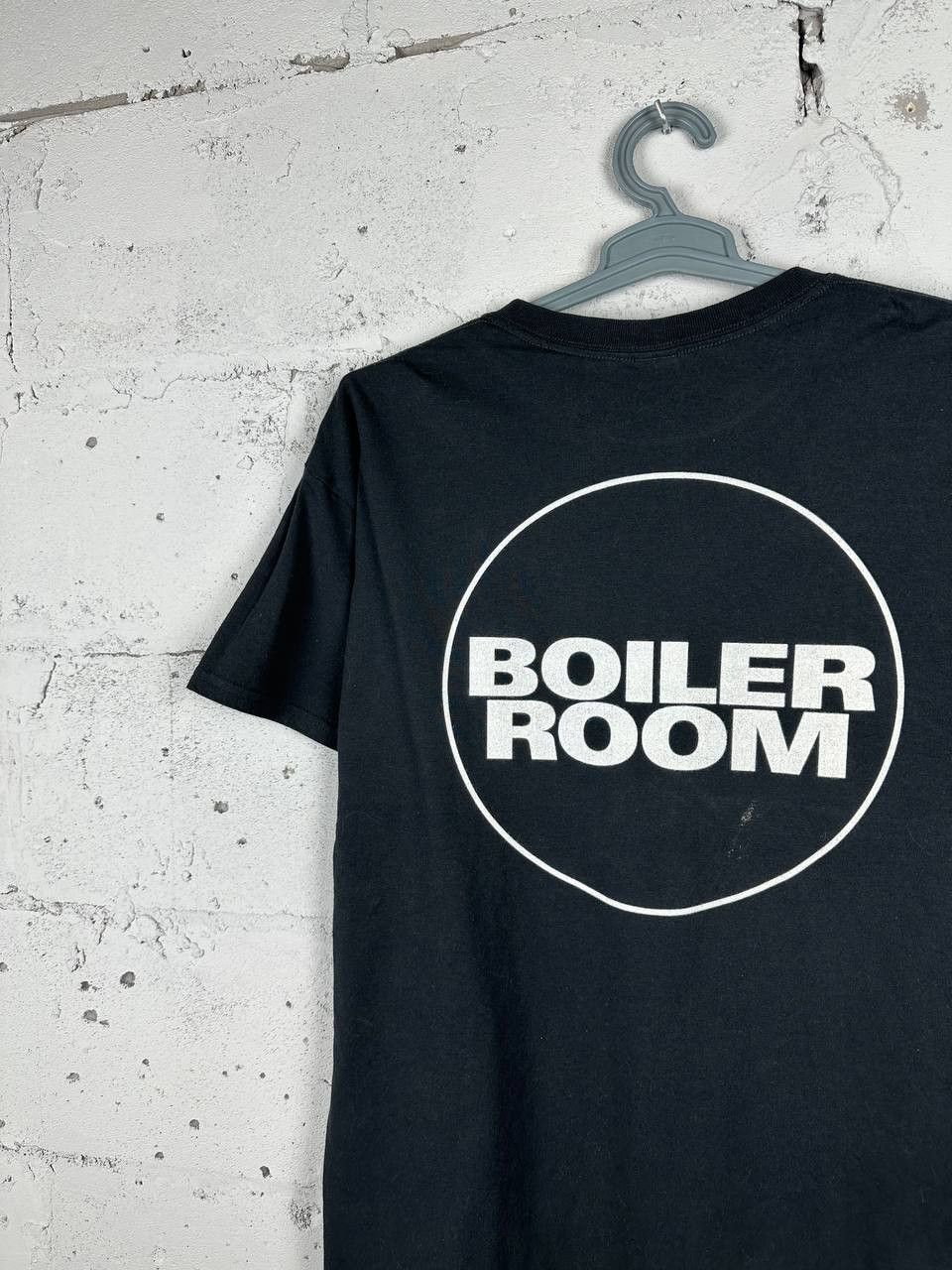 Boiler Room × Vintage STUFF Boiler Room big Logo Back T Shirt Black Size US L / EU 52-54 / 3 - 6 Thumbnail