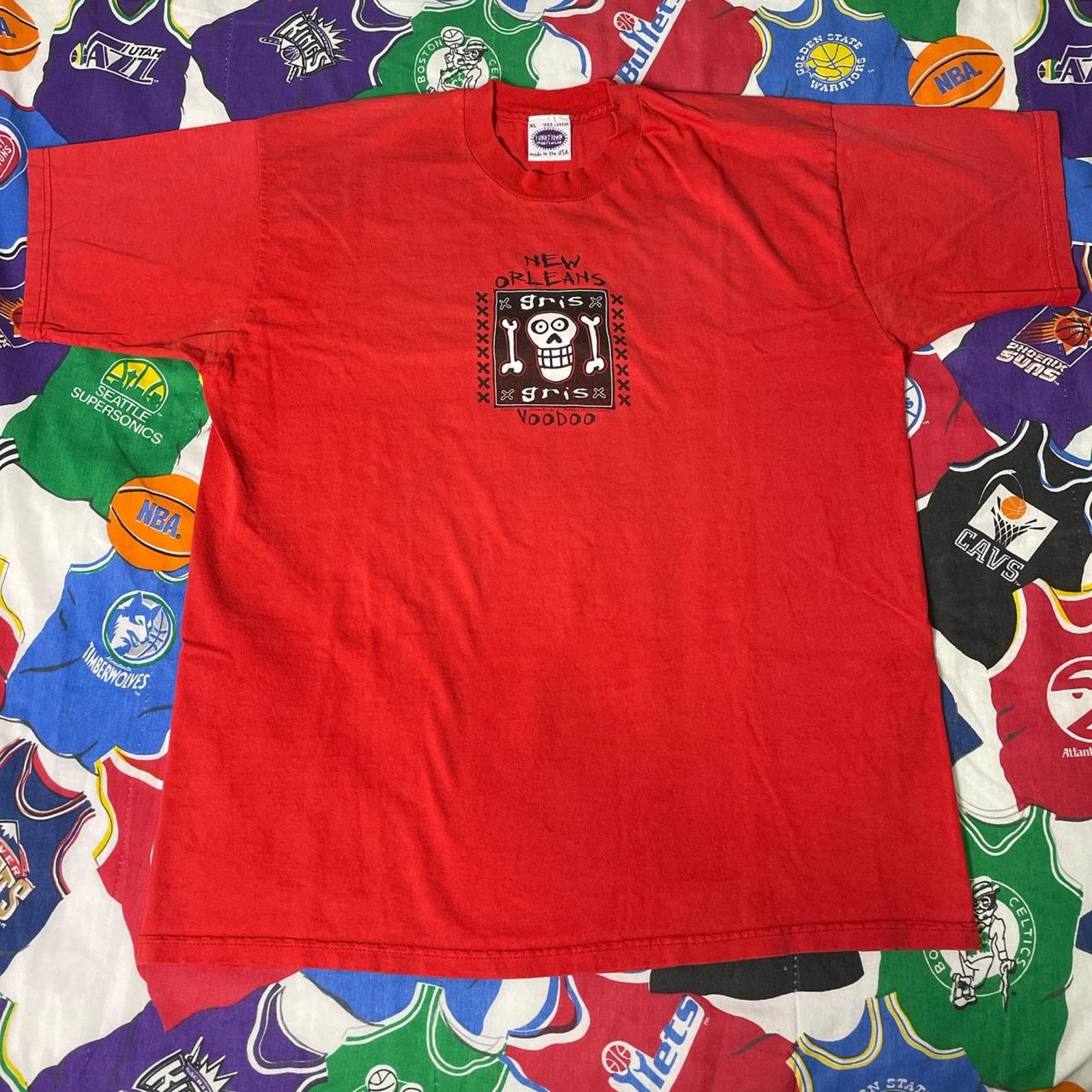 Vintage Vintage 1995 New Orleans Voodoo Gris Mens Sz XL T-Shirt Size US XL / EU 56 / 4 - 1 Thumbnail