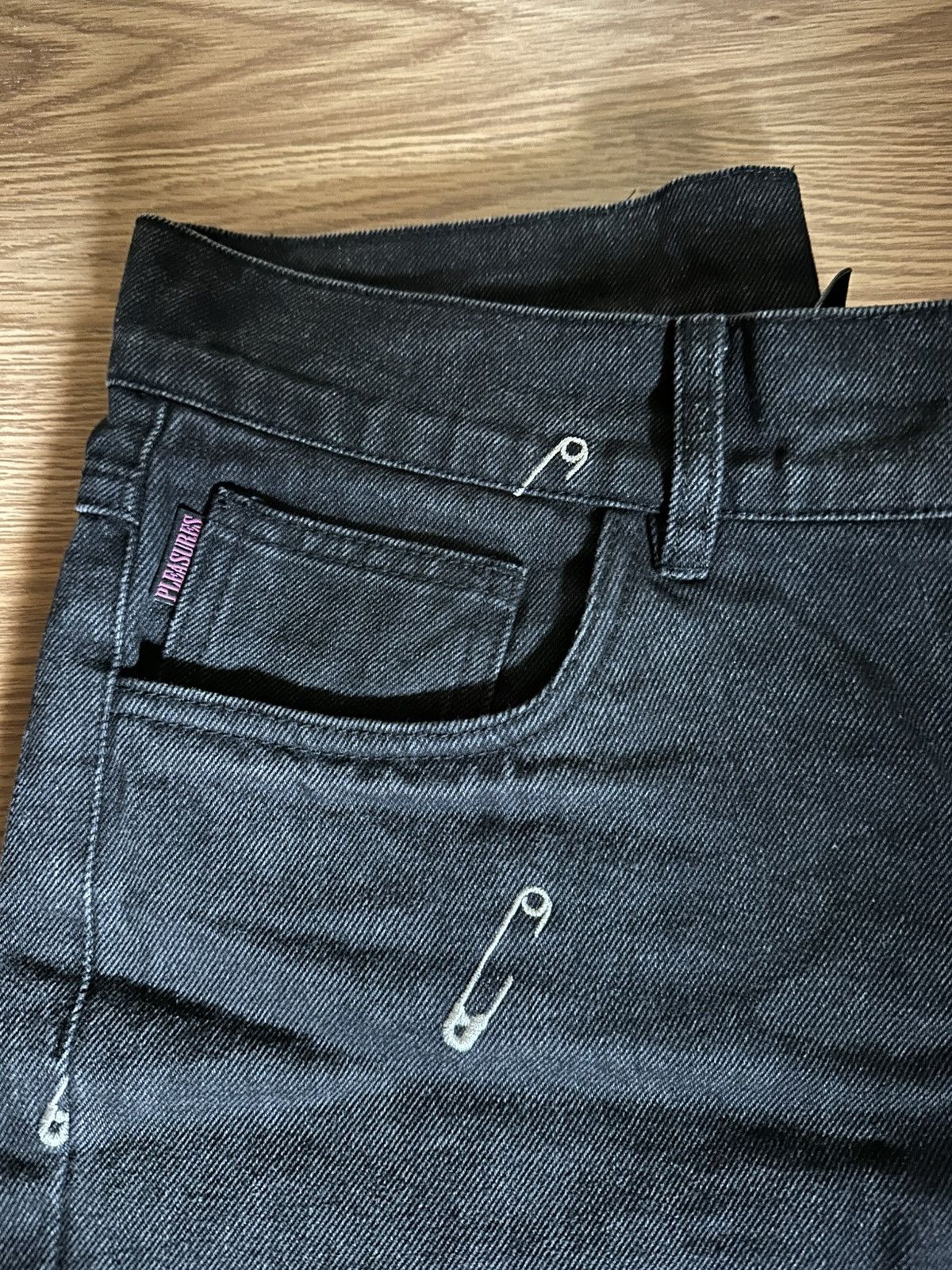 Pleasures Pleasures Safety Pin Jeans Size US 30 / EU 46 - 2 Thumbnail