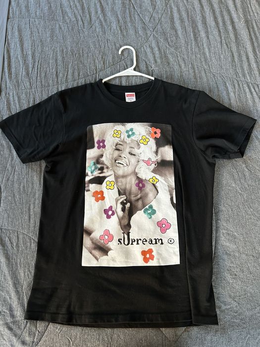 Supreme Supreme Naomi Tee | Grailed