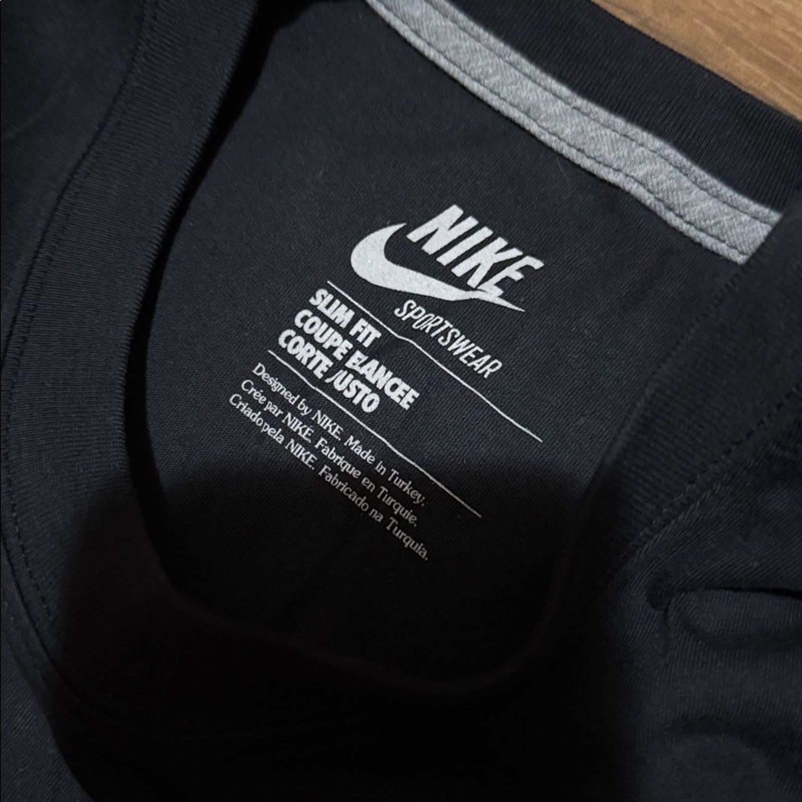 Nike 2009 Nike Short Sleeve Size US M / EU 48-50 / 2 - 5 Thumbnail