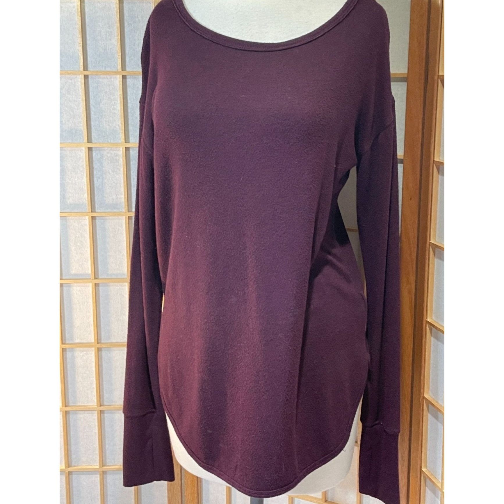 Athleta Athleta XS Maroon/Black Top Size XS / US 0-2 / IT 36-38 - 9 Thumbnail