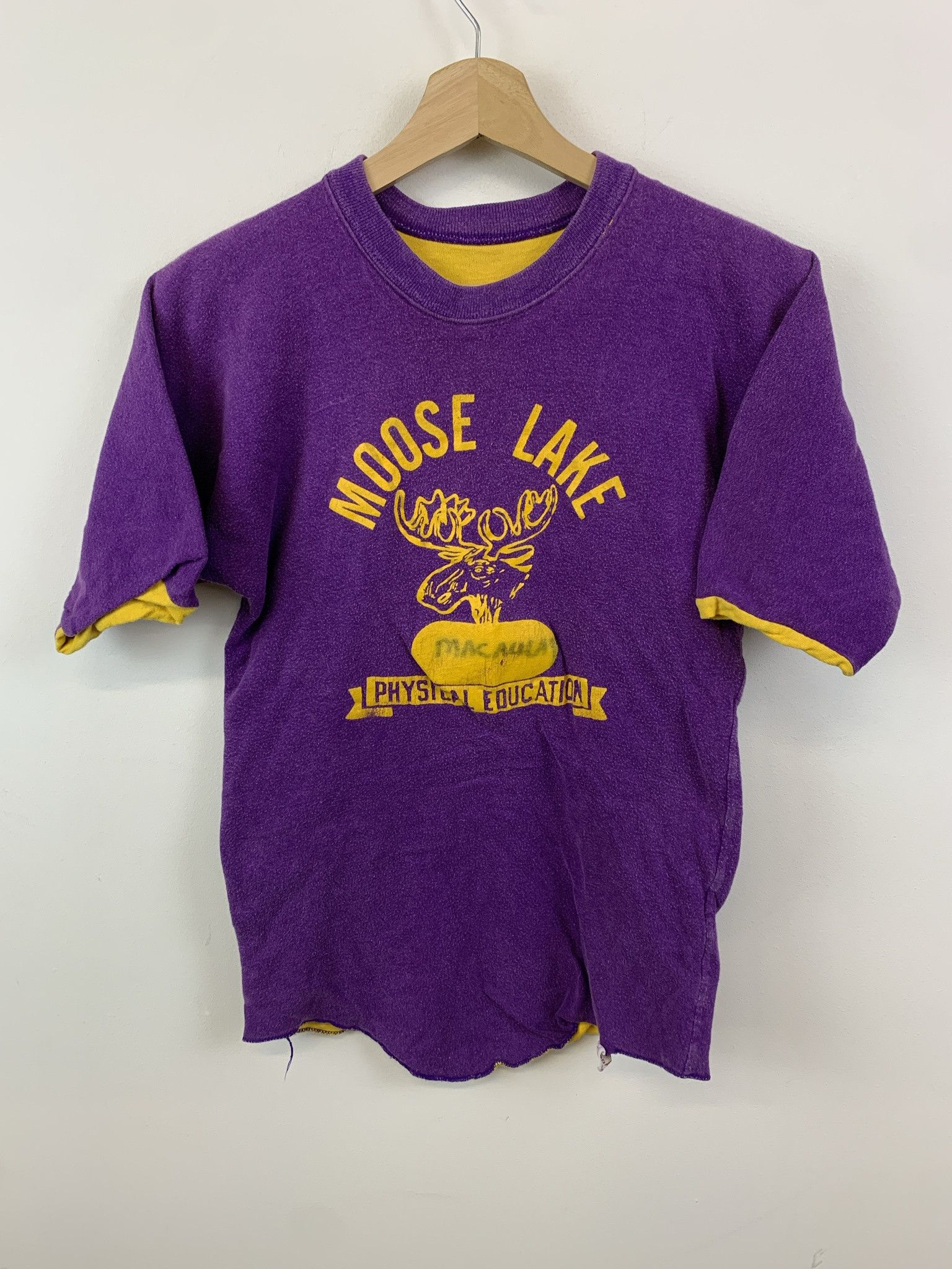 Vintage Vintage 1980s Moose Lake Physical Education 1980s Tee Size XS Size US XS / EU 42 / 0 - 1 Thumbnail