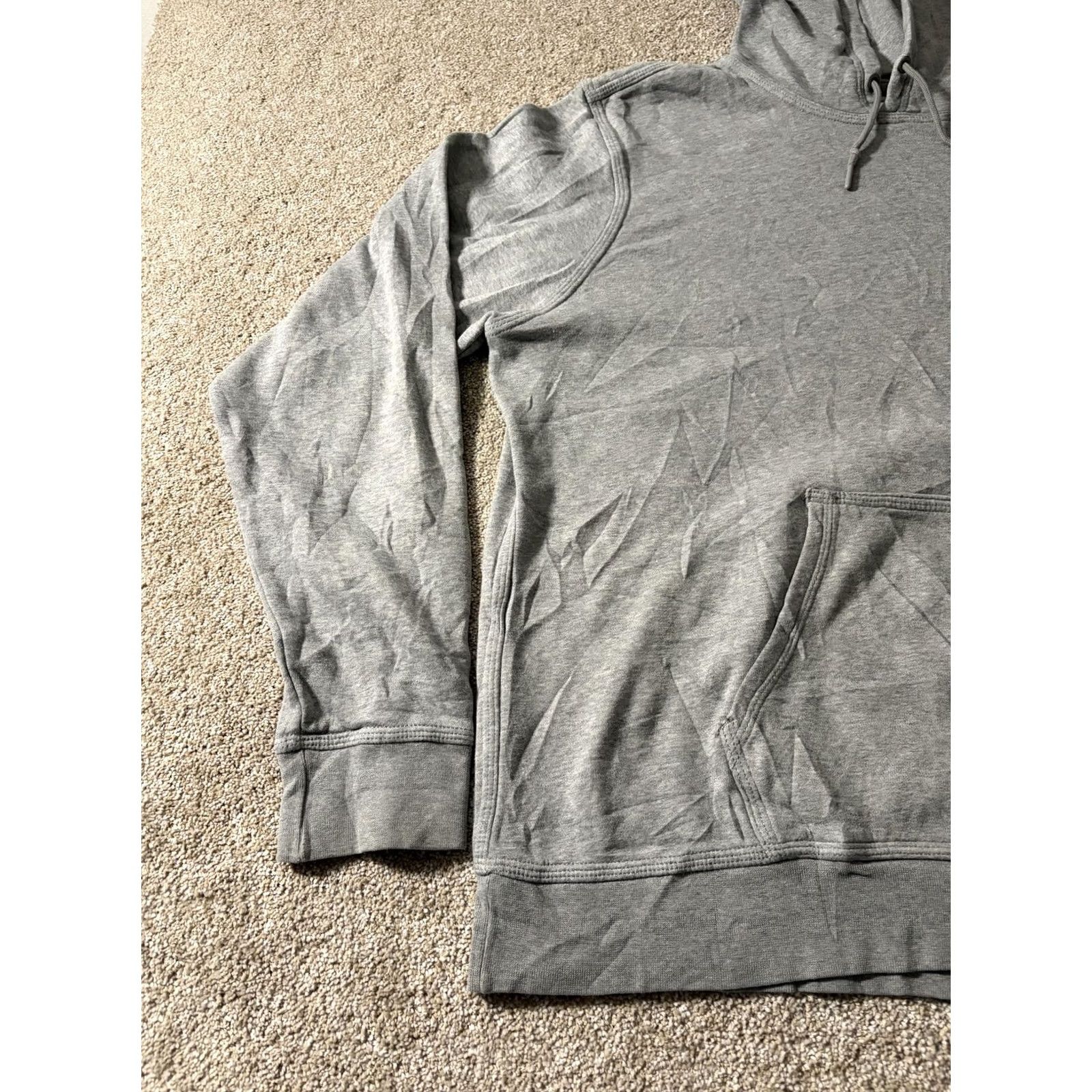 Nike Nike Hoodie Mens 2XL Gray Pullover Fleece Sweatshirt Swoosh Logo Kangaroo Pocket Crew Neck Long Sleeve Size US XXL / EU 58 / 5 - 2 Thumbnail