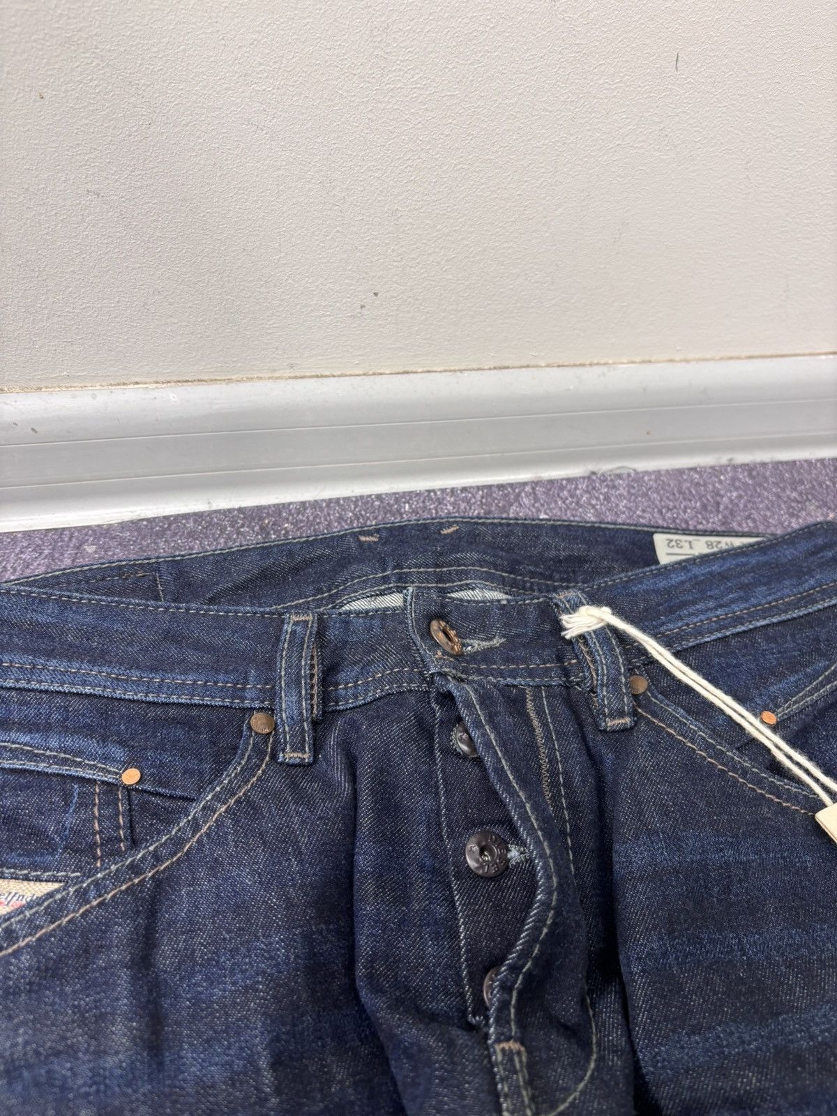 Diesel Diesel Belther NWT Men’s Denim Jeans Regular Slim Tapered Size US 28 / EU 44 - 10 Thumbnail