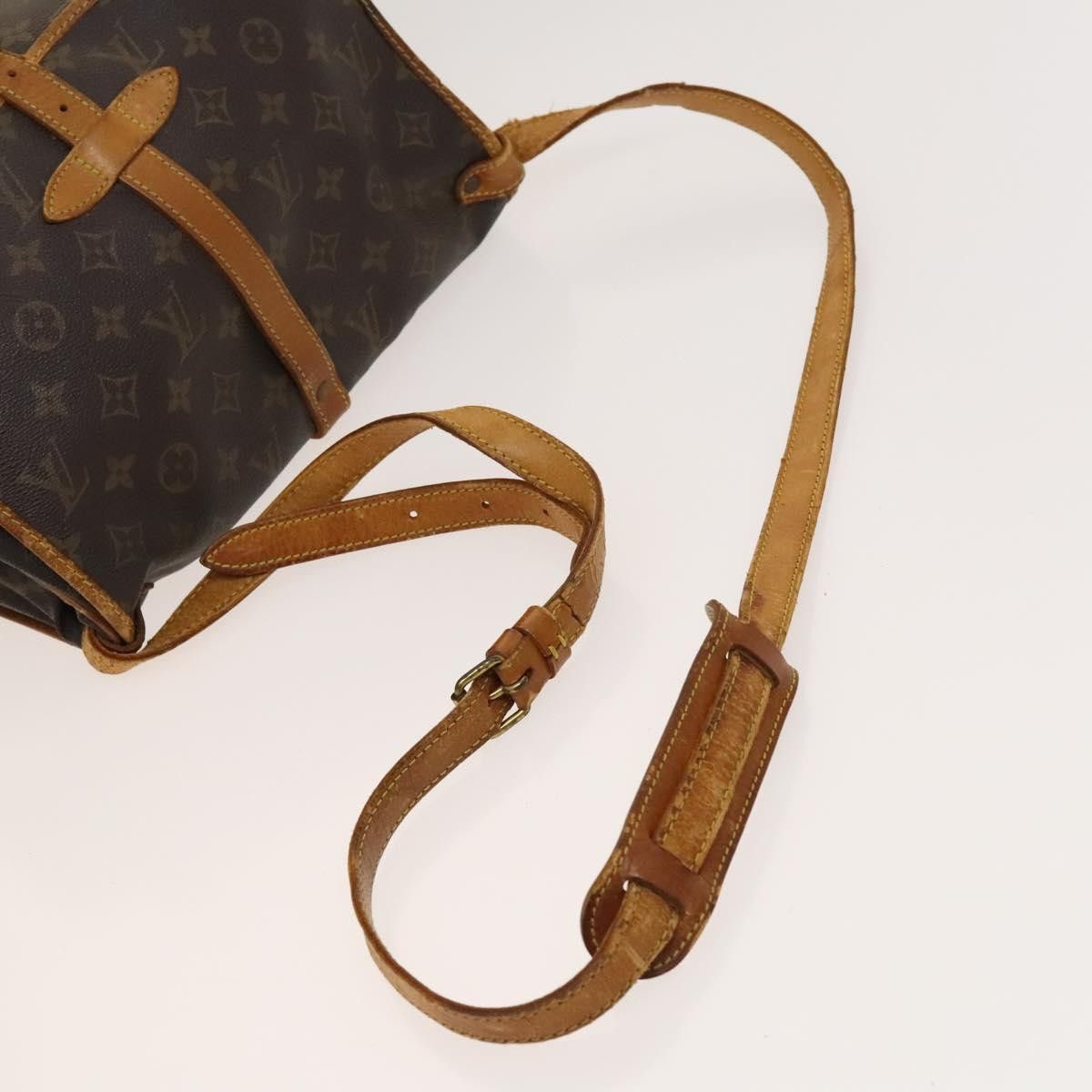 Louis Vuitton LOUIS VUITTON Monogram Saumur 30 Shoulder Bag M42256 Size ONE SIZE - 7 Thumbnail