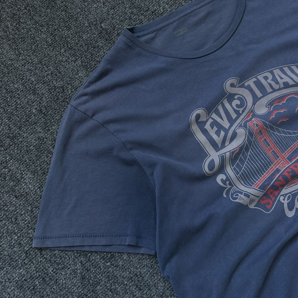 Levi's Vintage Clothing VTG Levi’s T-shirts Singe Stitch Style Size L Trashed 00s Size US L / EU 52-54 / 3 - 3 Thumbnail