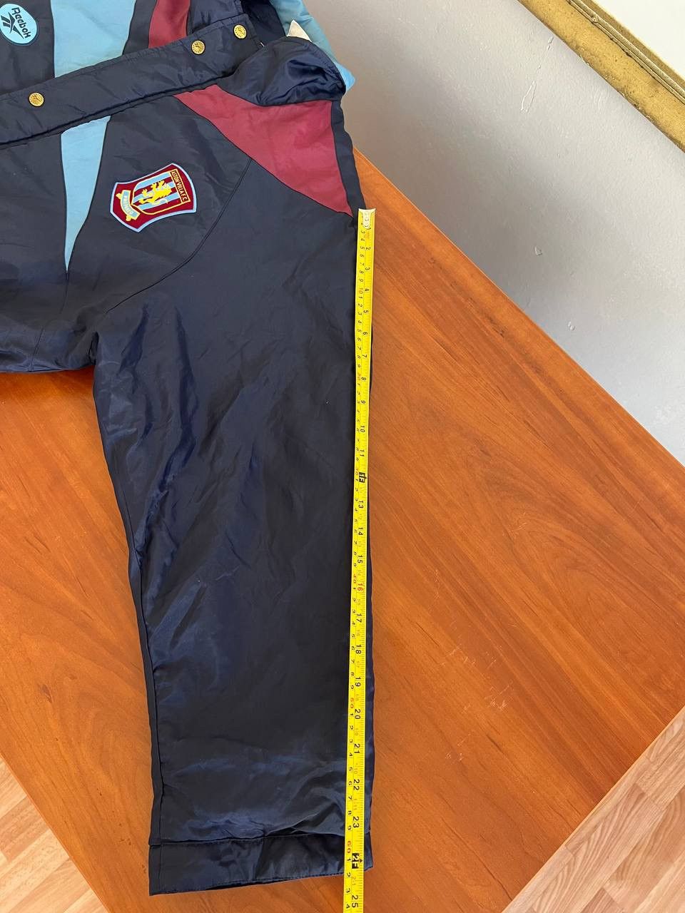 Vintage 195/97 ASTON VILLA FOOTBALL SOCCER BENCH COAT REEBOK JACKET Size US L / EU 52-54 / 3 - 20 Thumbnail