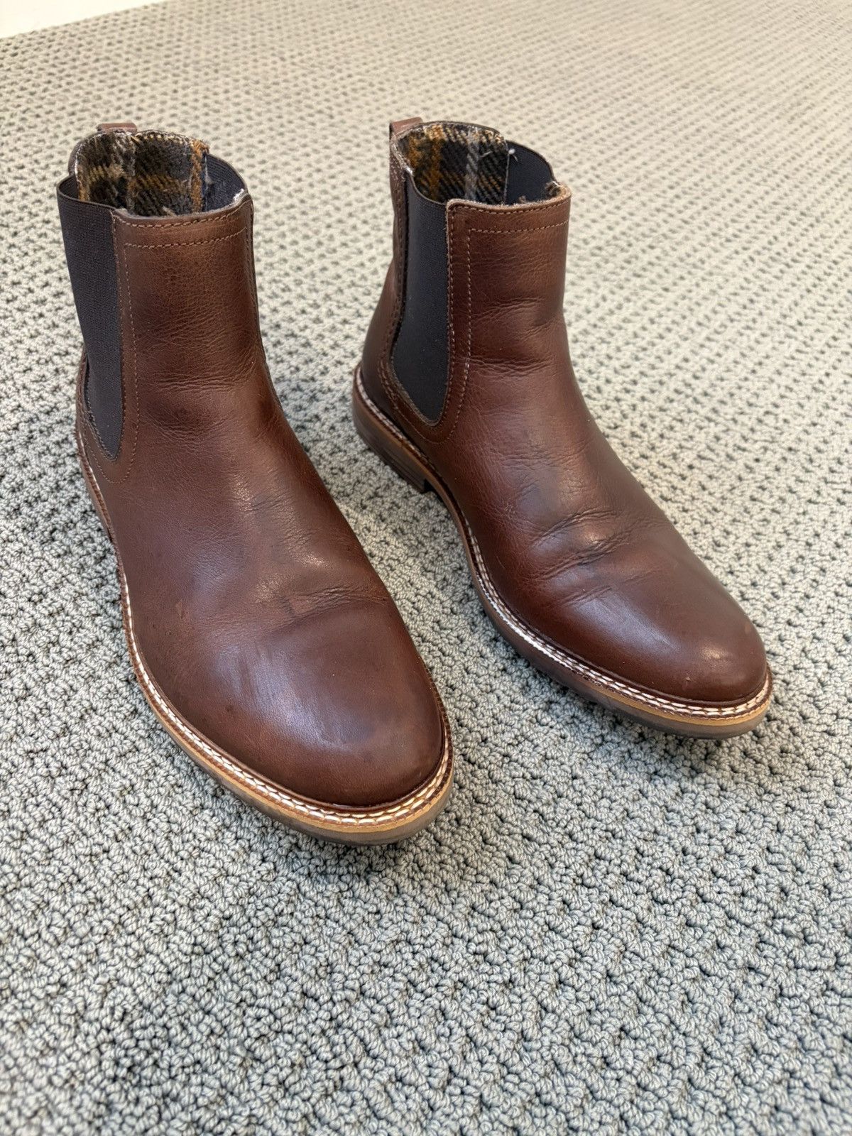 FatFace LNSU classic brown leather Chelsea boots brand new Size US 9.5 / EU 42-43 - 1 Thumbnail